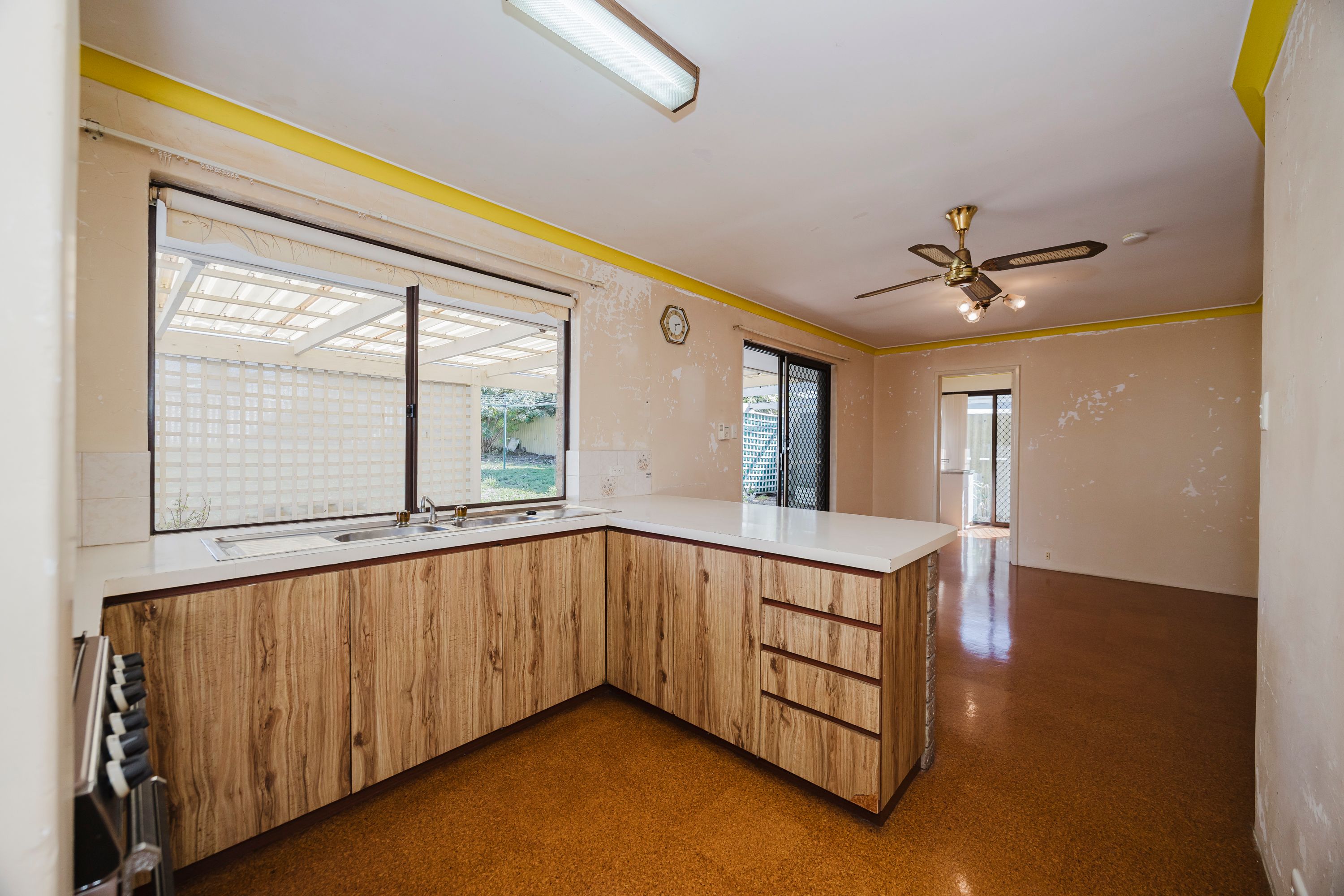 47 St Andrews Drive — photo 7 of 29