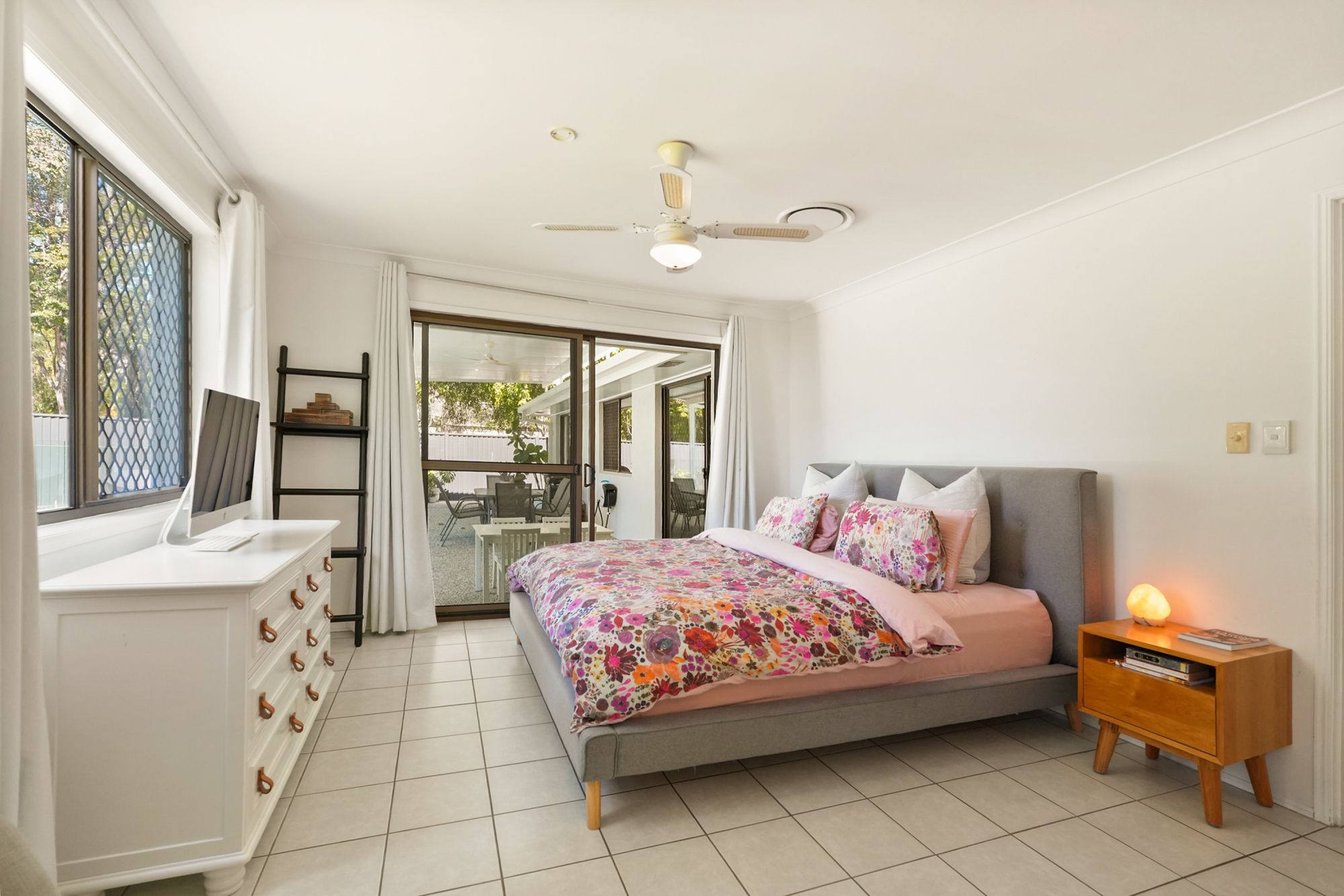 6 Cottesloe Drive — photo 10 of 27