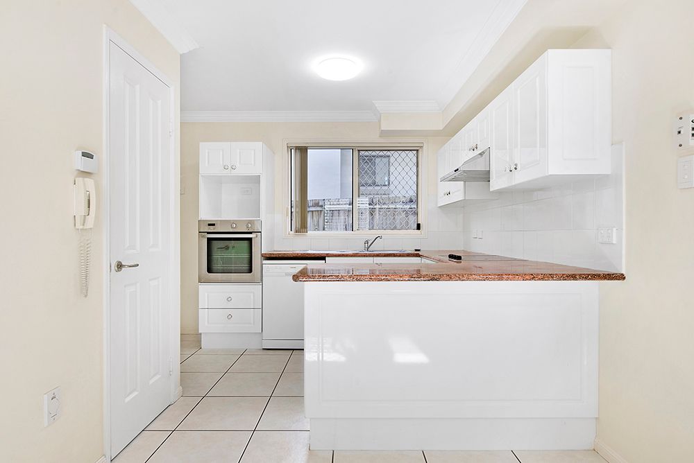 1/35 Dickenson Street, Carina, QLD 4152
