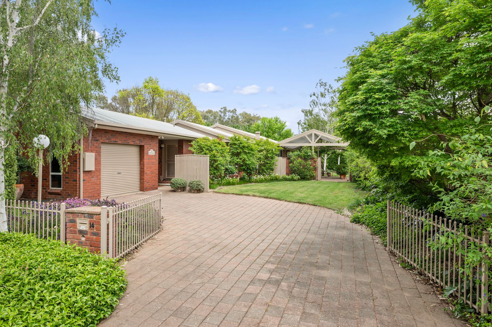 14 McConnan Street — photo 4 of 17