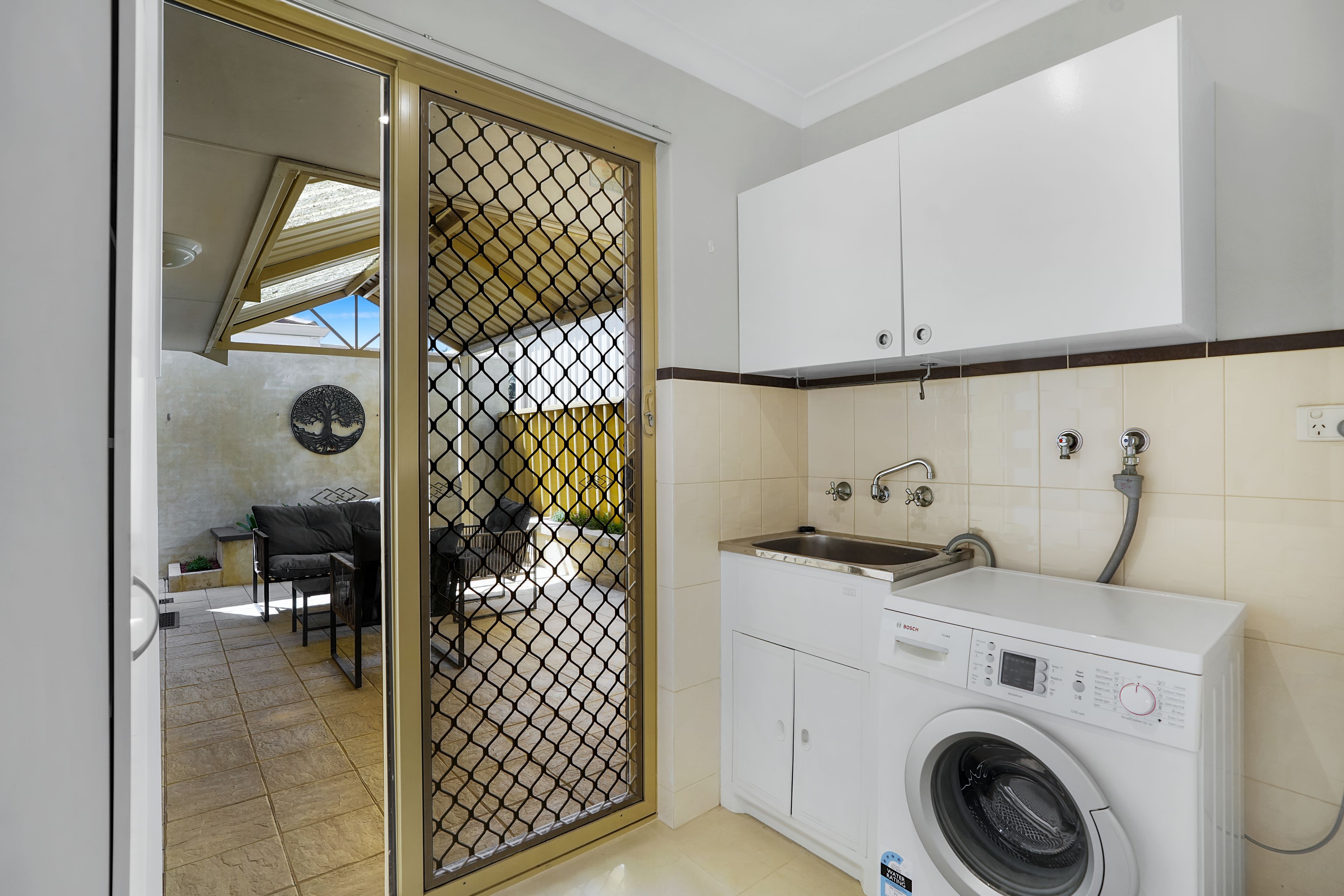 2/80 Hamilton Street — photo 19 of 24