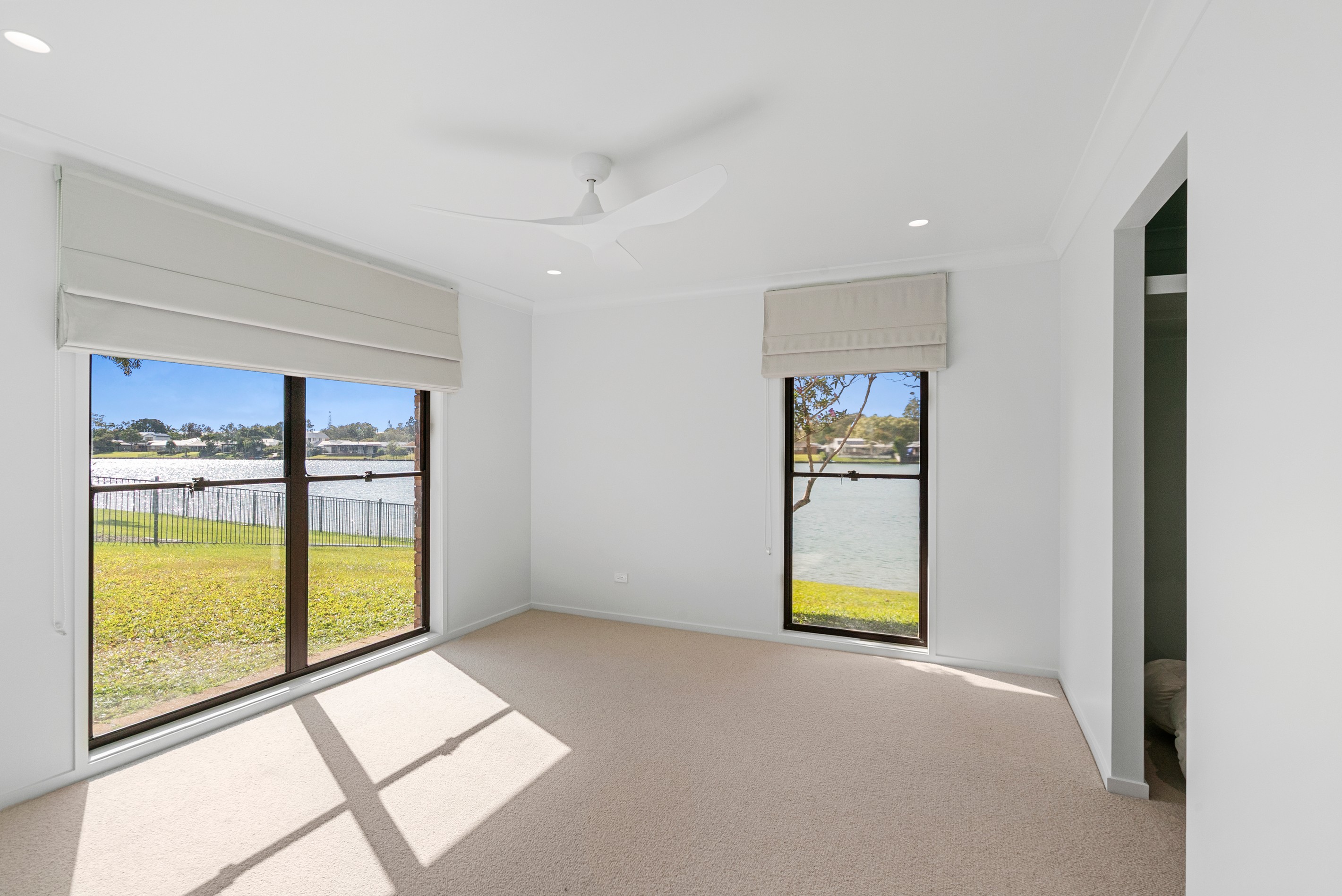 17 Cyclades Crescent, Currumbin Waters, QLD 4223