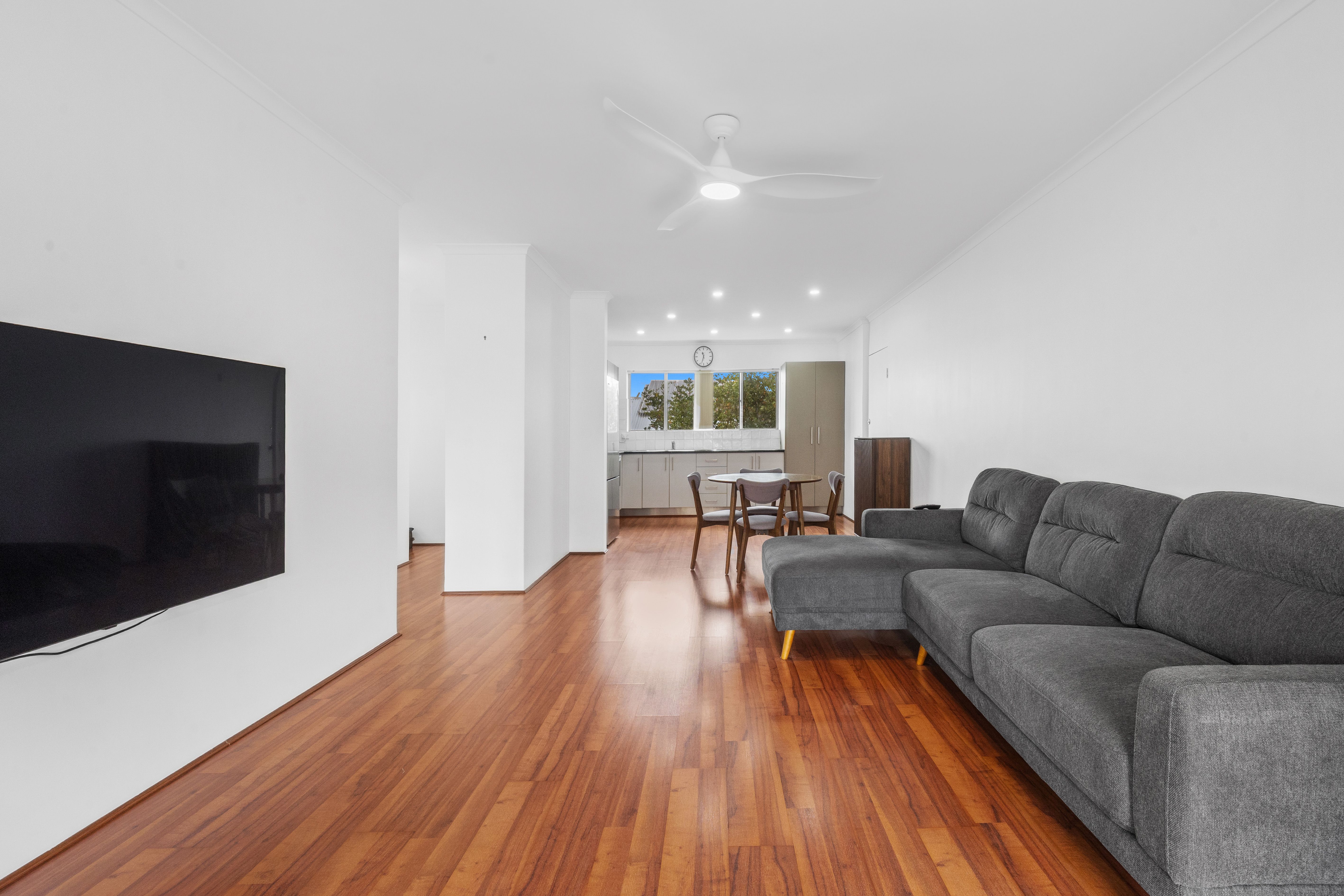 4/34 Duke Street — photo 4 of 12