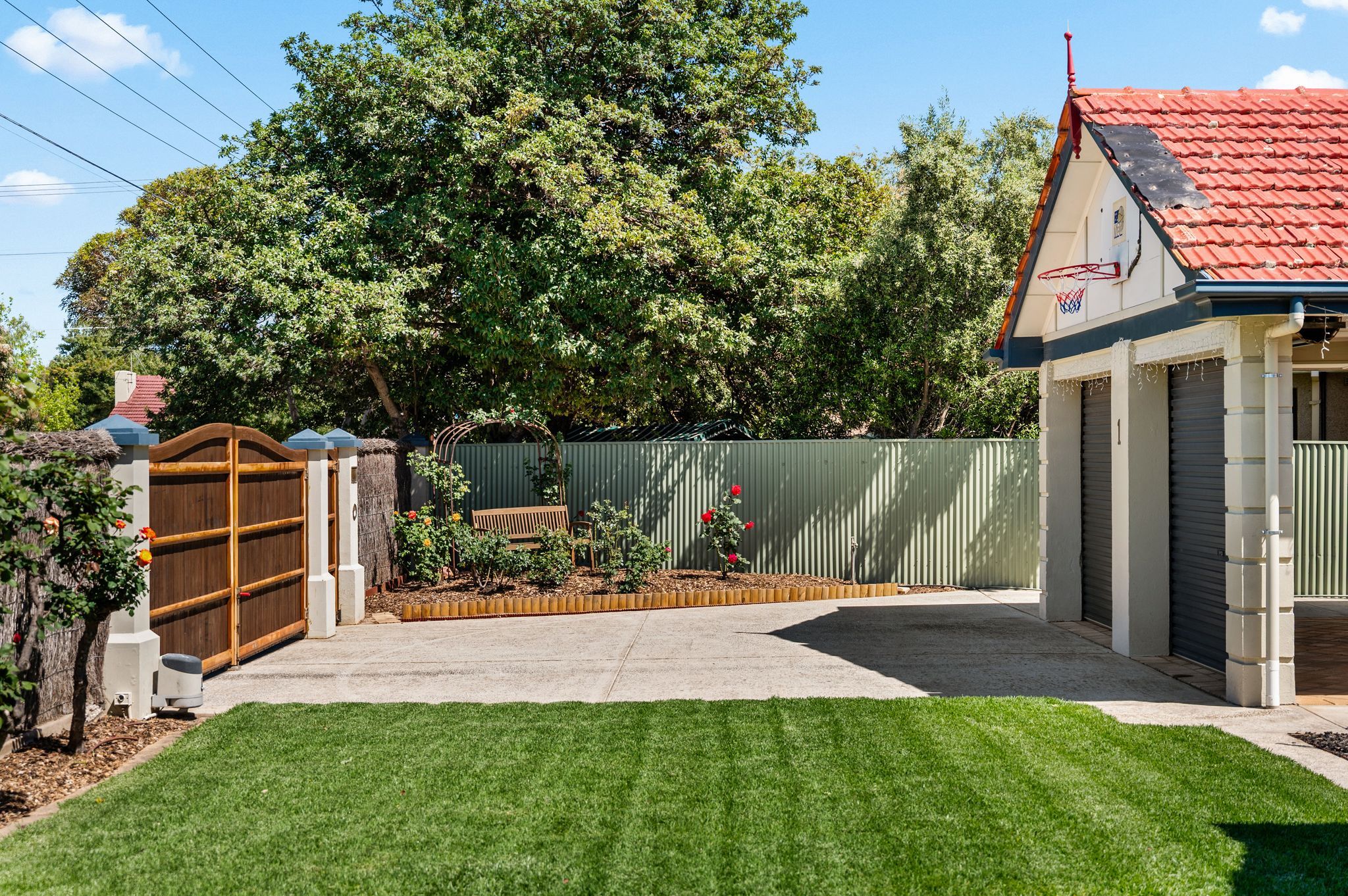 1 Heathcote Street — photo 14 of 17