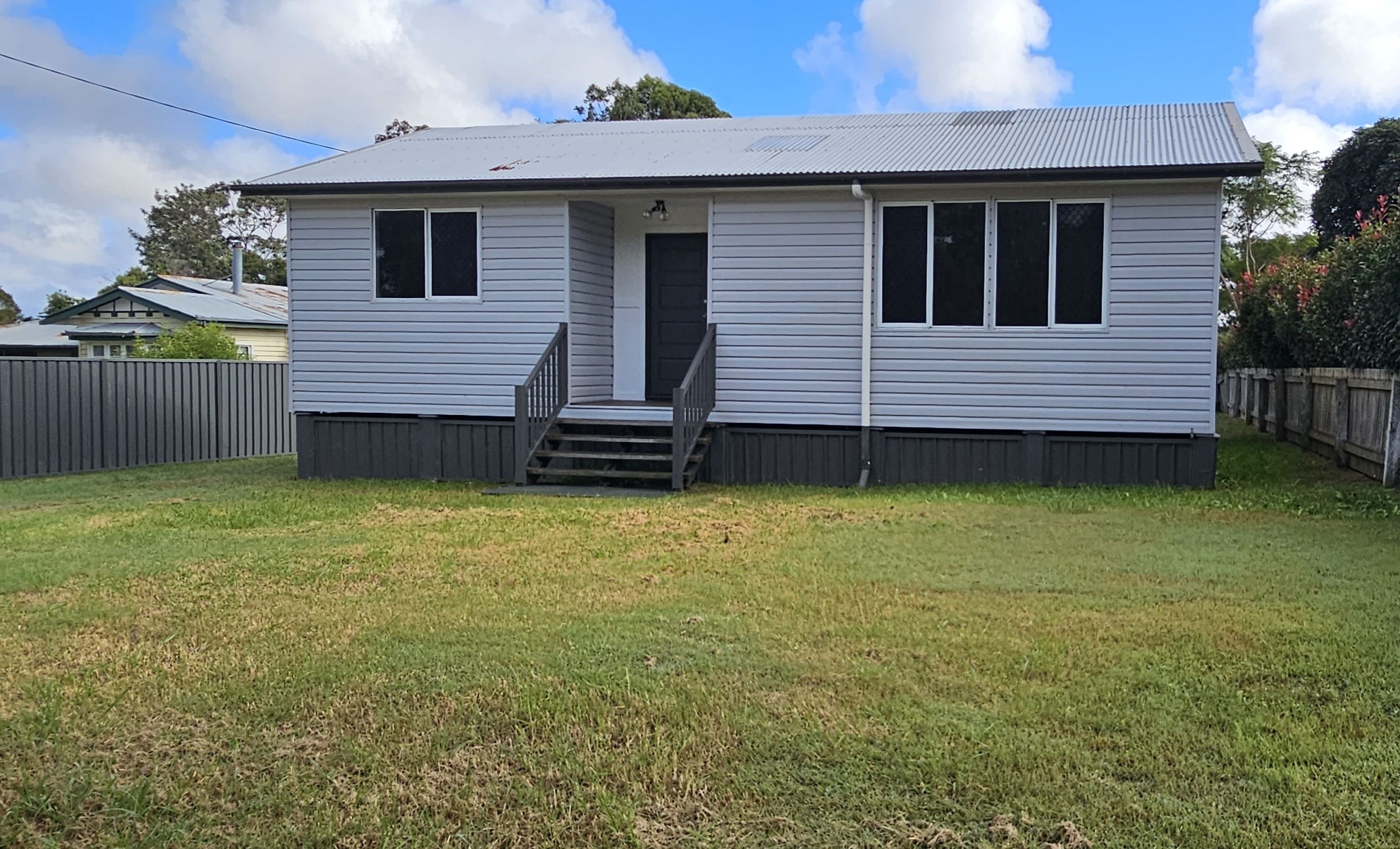 26a South Street, Crows Nest QLD 4355