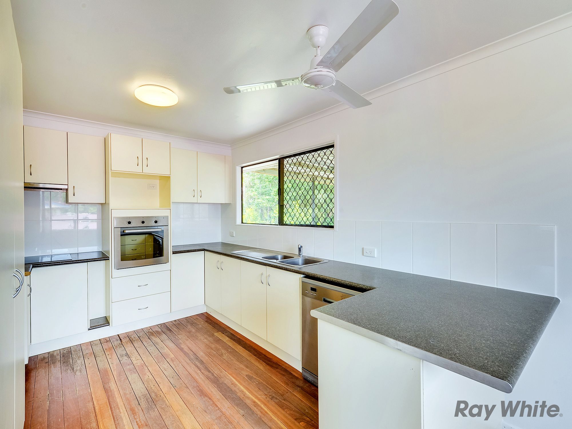 16 Pauline Avenue, Ellen Grove, QLD 4078