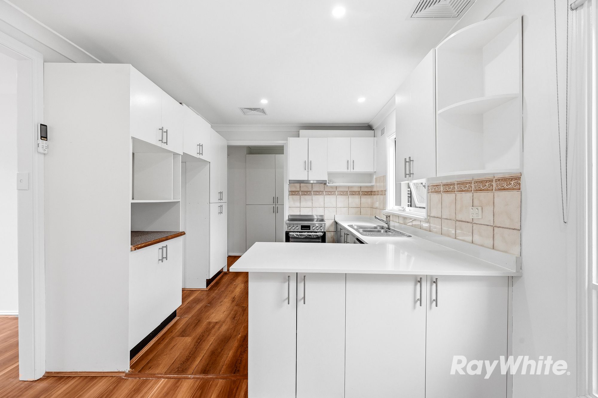 69 Hibiscus Street — photo 5 of 23