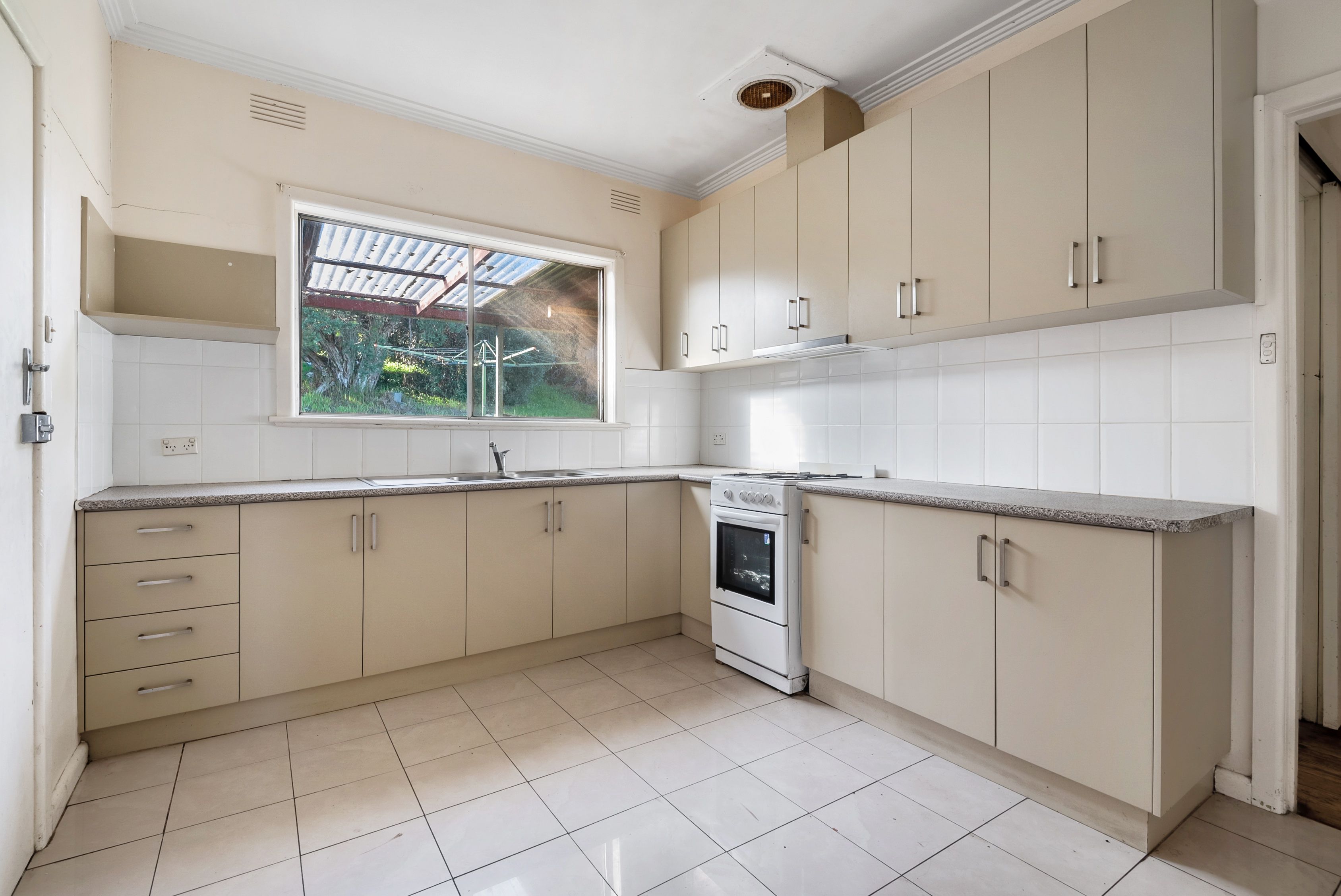 24 Keats Avenue, Kingsbury, VIC 3083