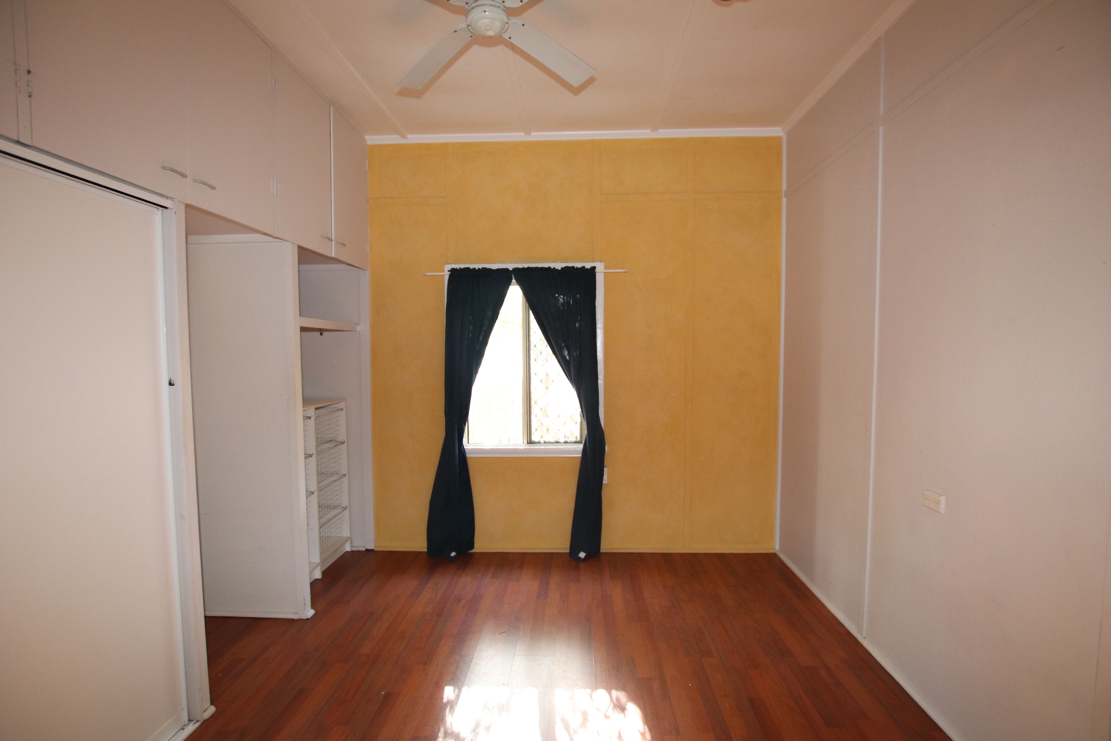 83 Grevillea Street — photo 6 of 11