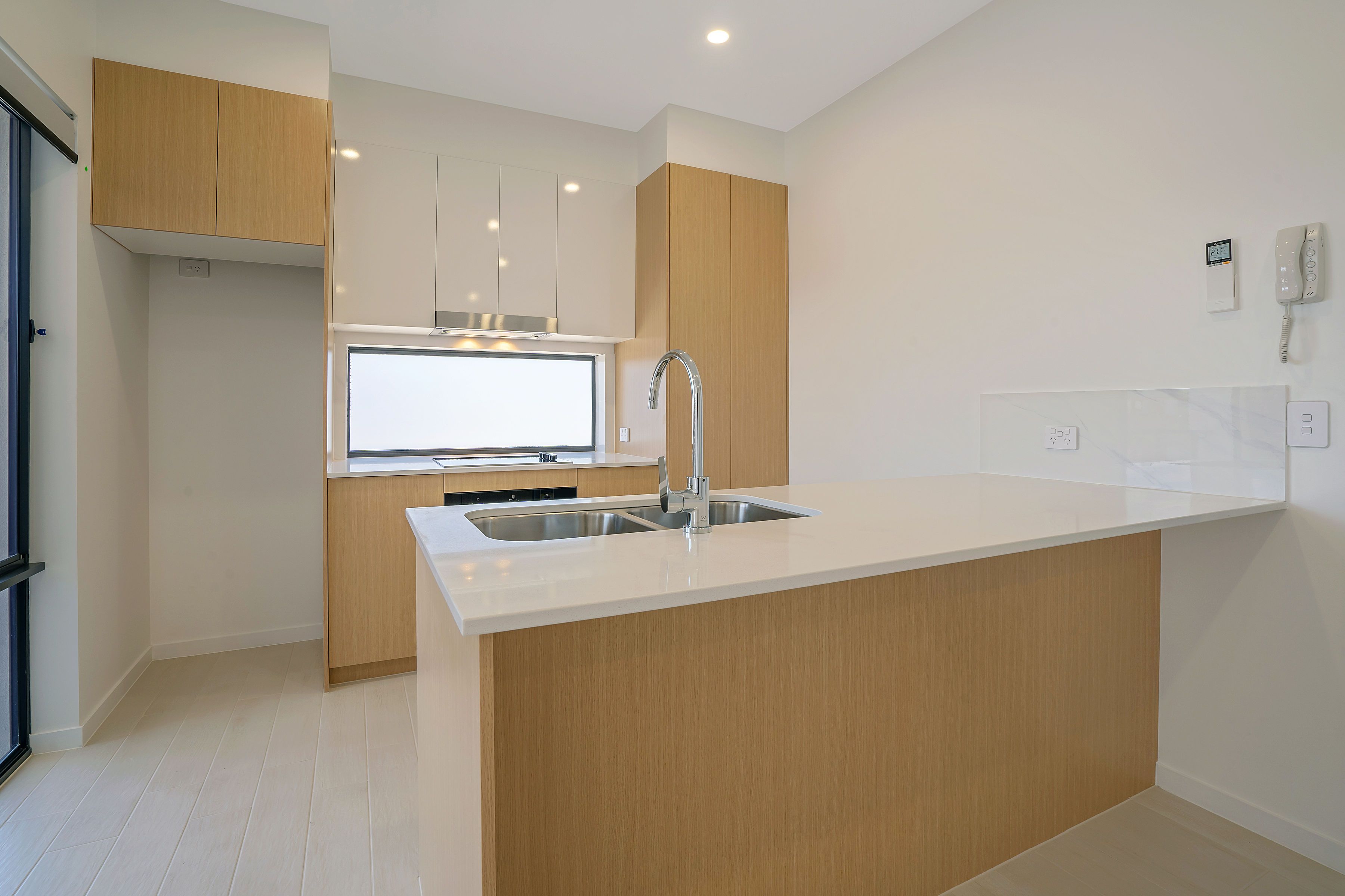 201/41 Milton Avenue, Paradise Point, QLD 4216