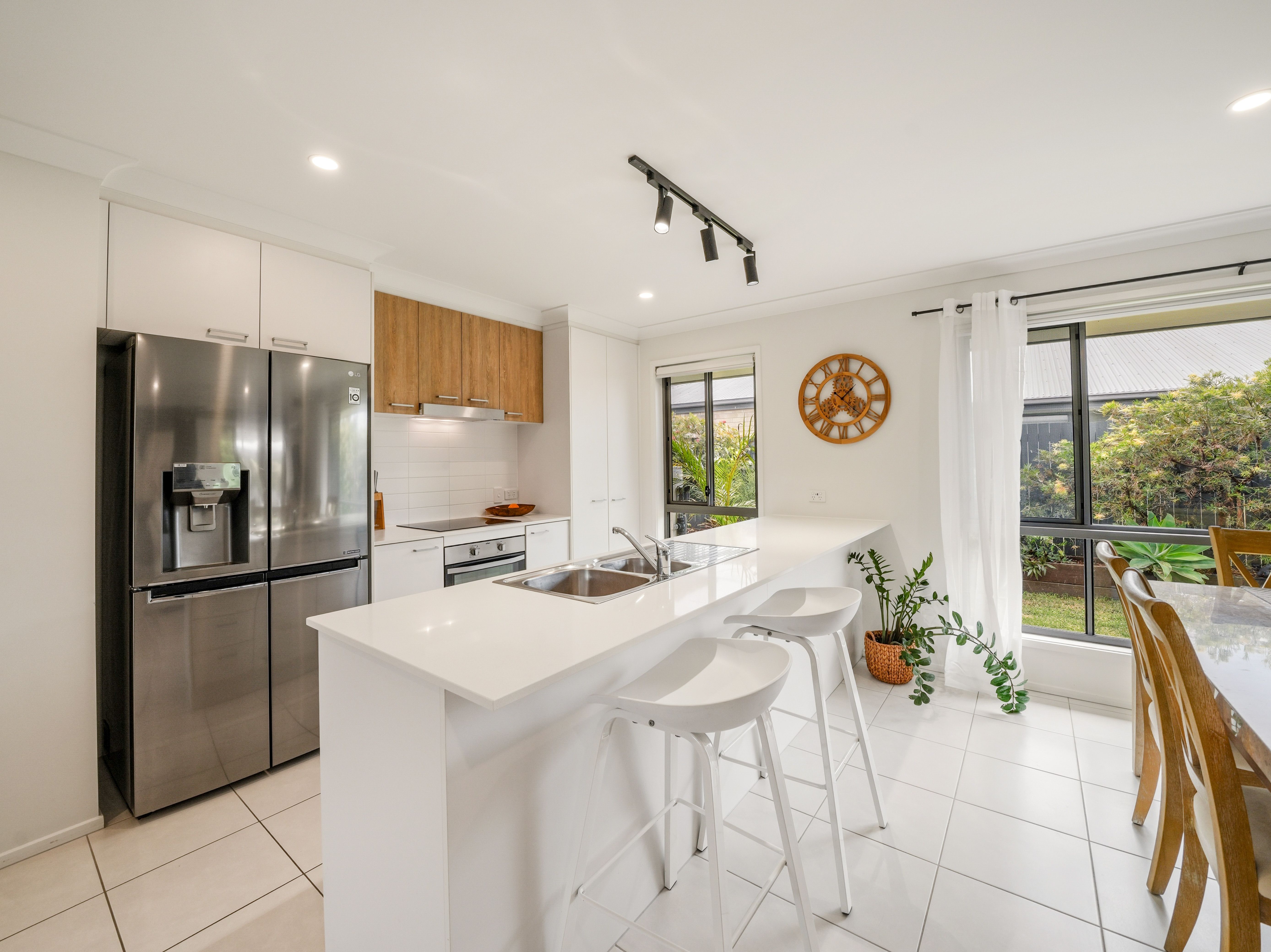 54 Emerald Street — photo 5 of 25