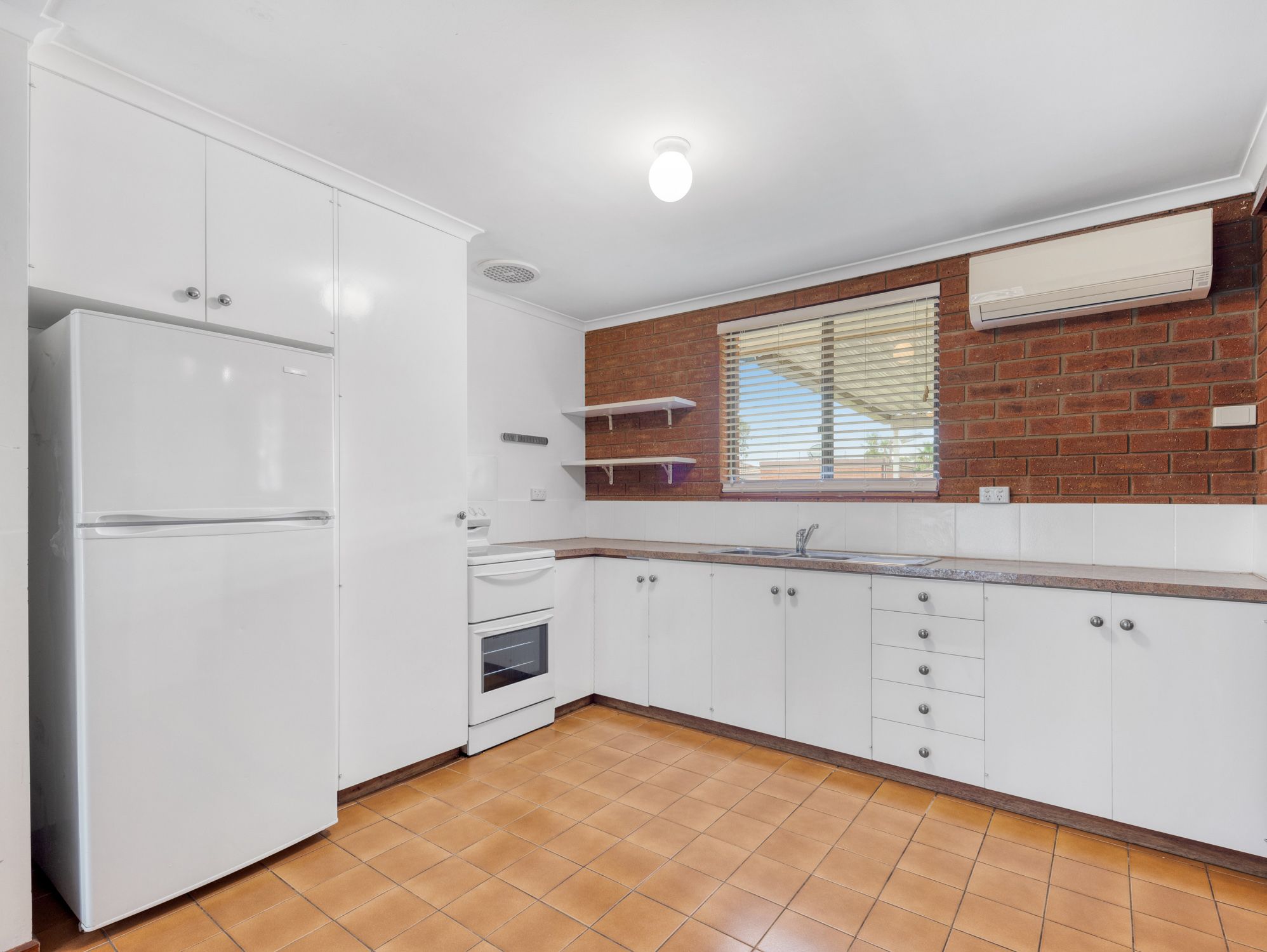 8/595 Webb Street, Springdale Heights, NSW 2641