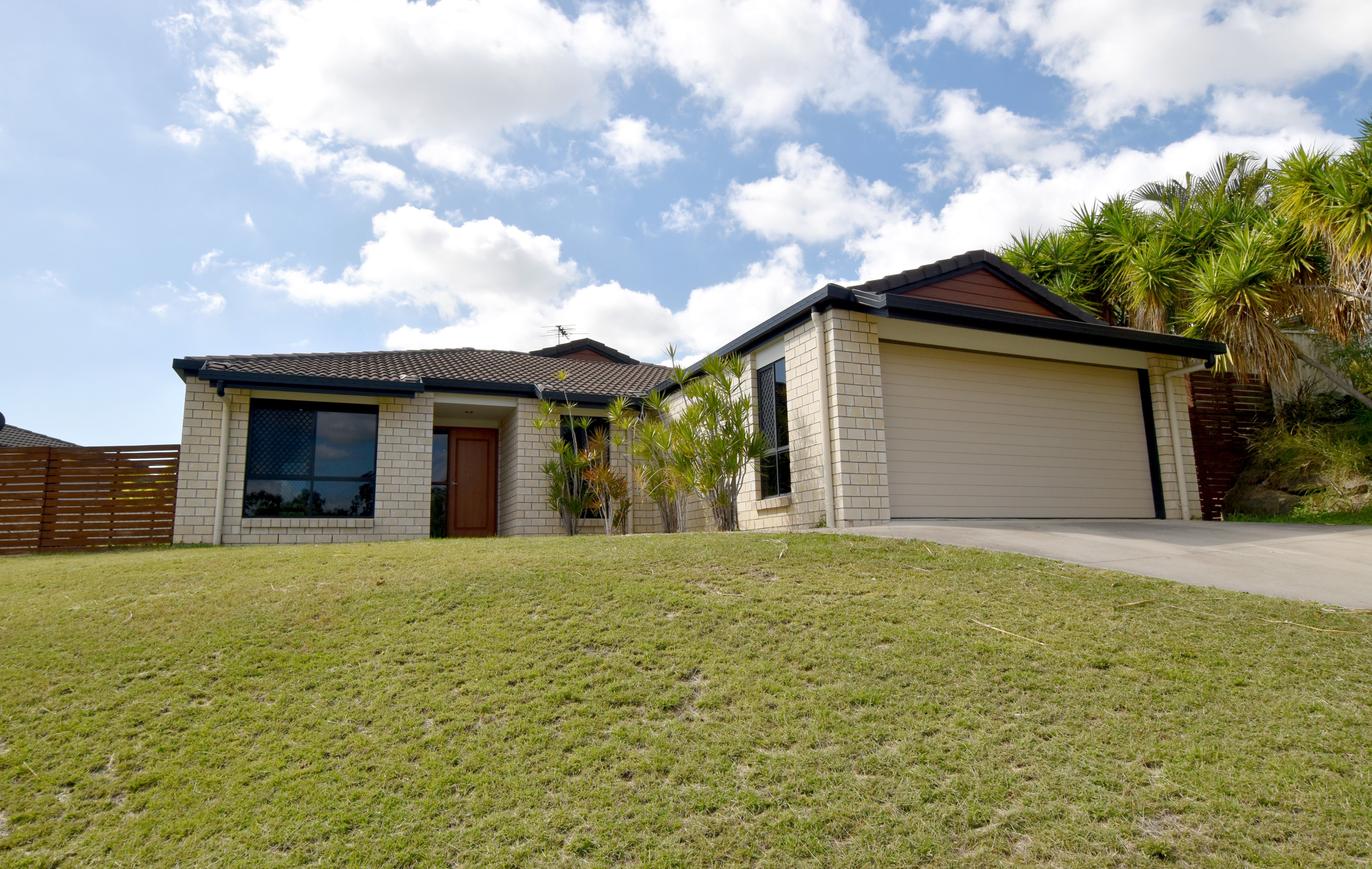 61 Sharyn Drive, New Auckland, QLD 4680