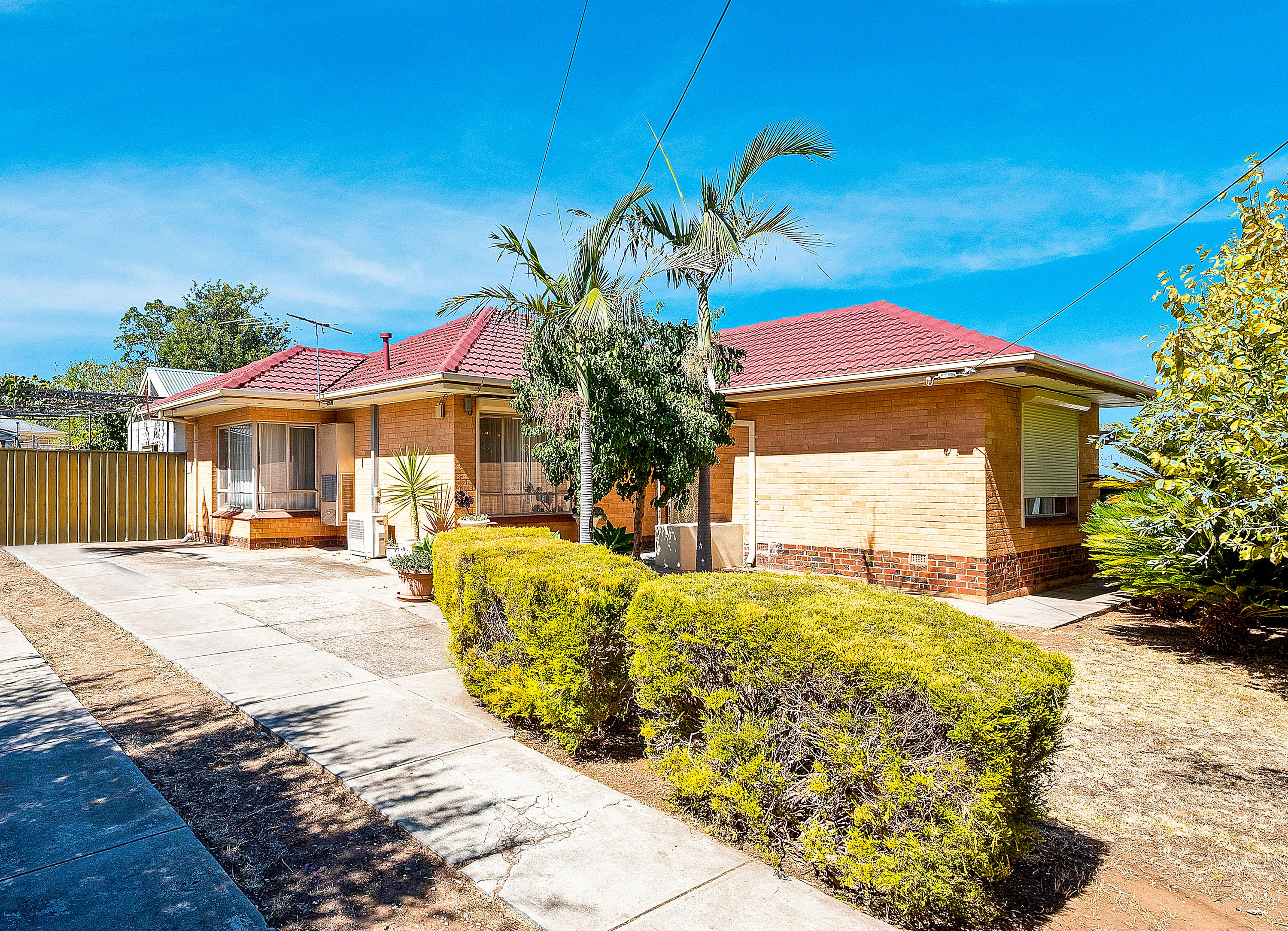 4 Raymond Road, Para Hills, SA 5096
