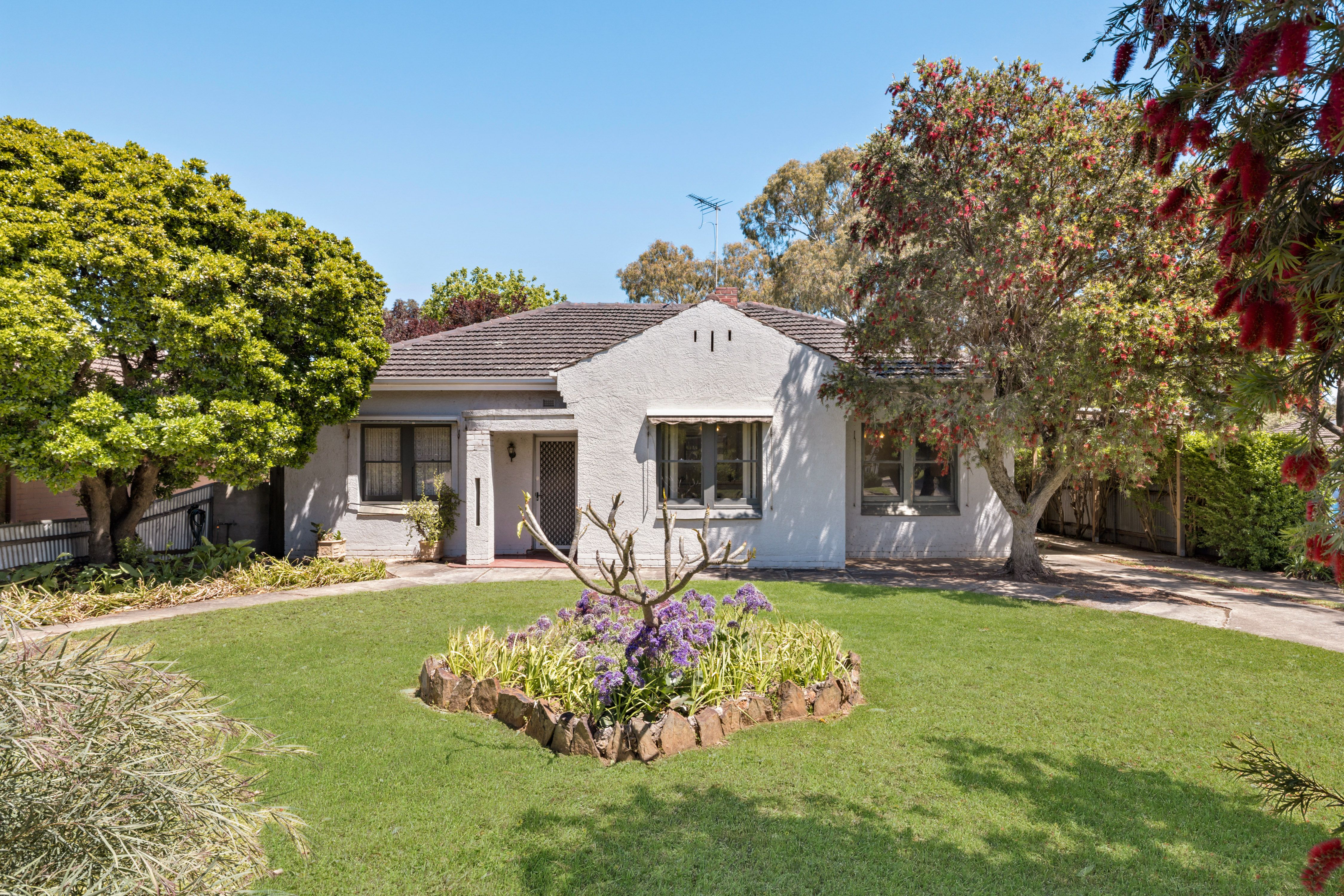 18 Hunt Avenue , Tranmere SA 5073