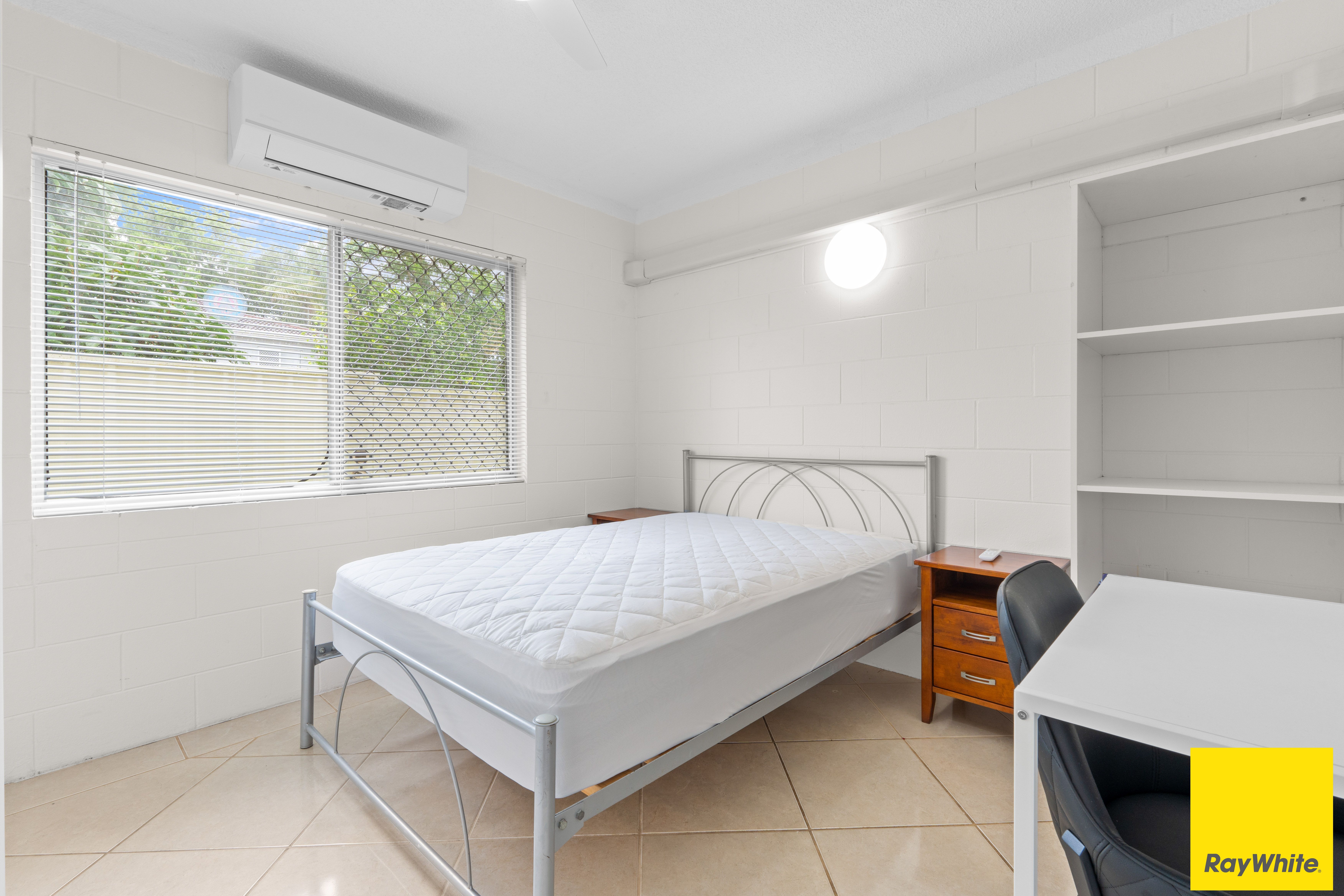 3/122 Aumuller Street — photo 8 of 11