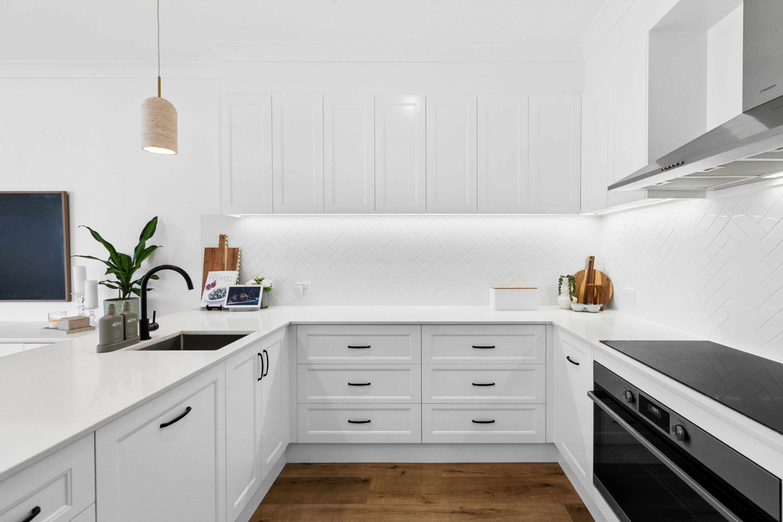 104 Olive Avenue — photo 4 of 22