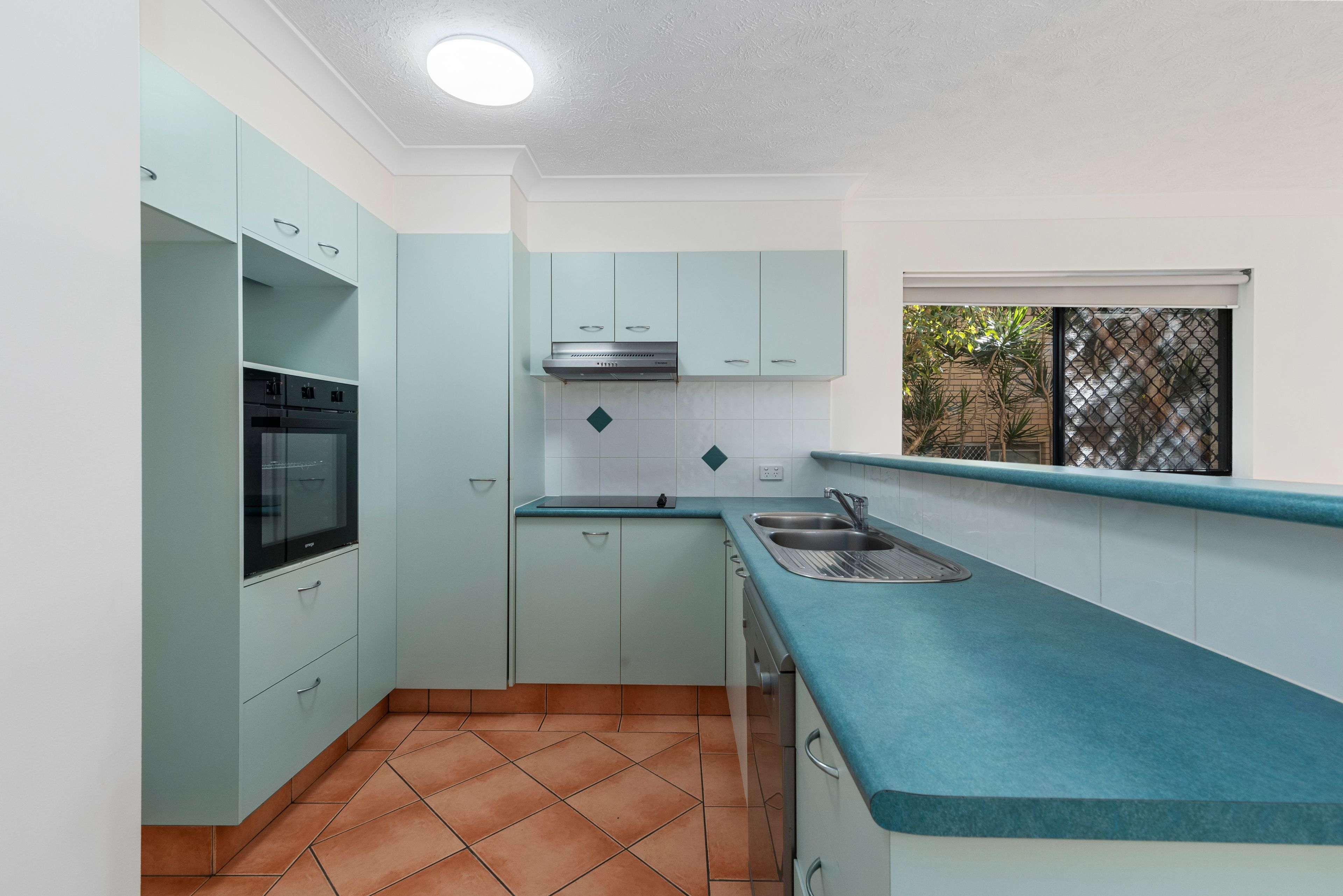 4/1266 Gold Coast Highway, Palm Beach, QLD 4221