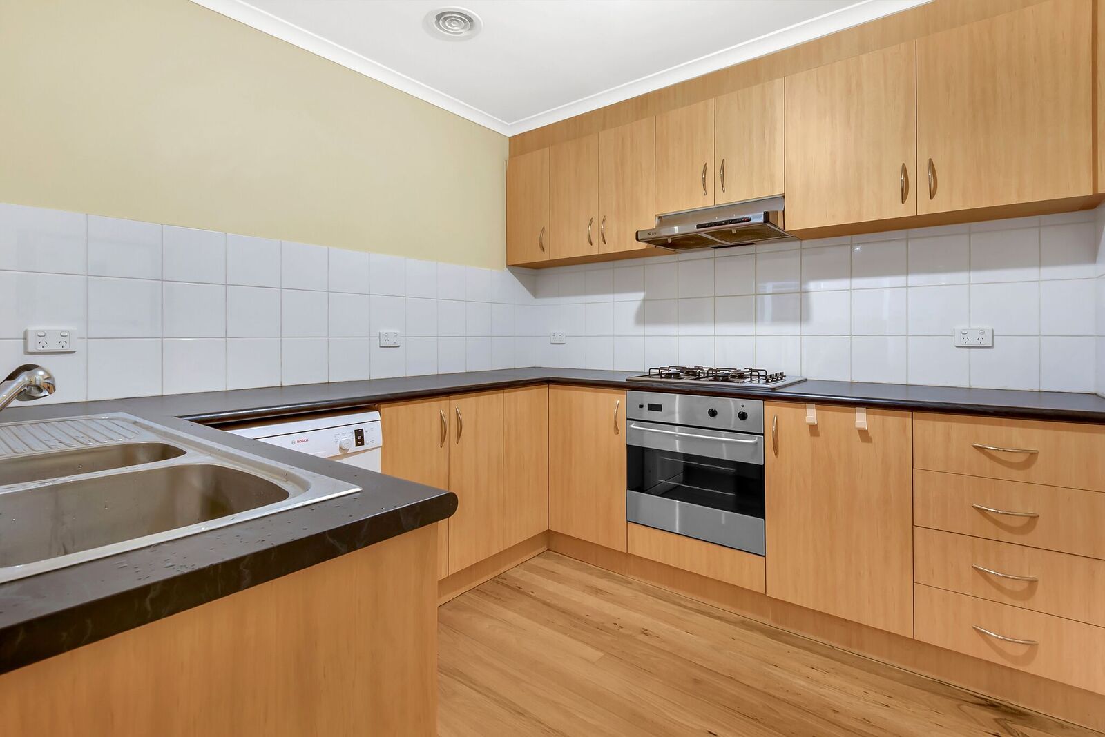 9 Adam Place, Mill Park, VIC 3082