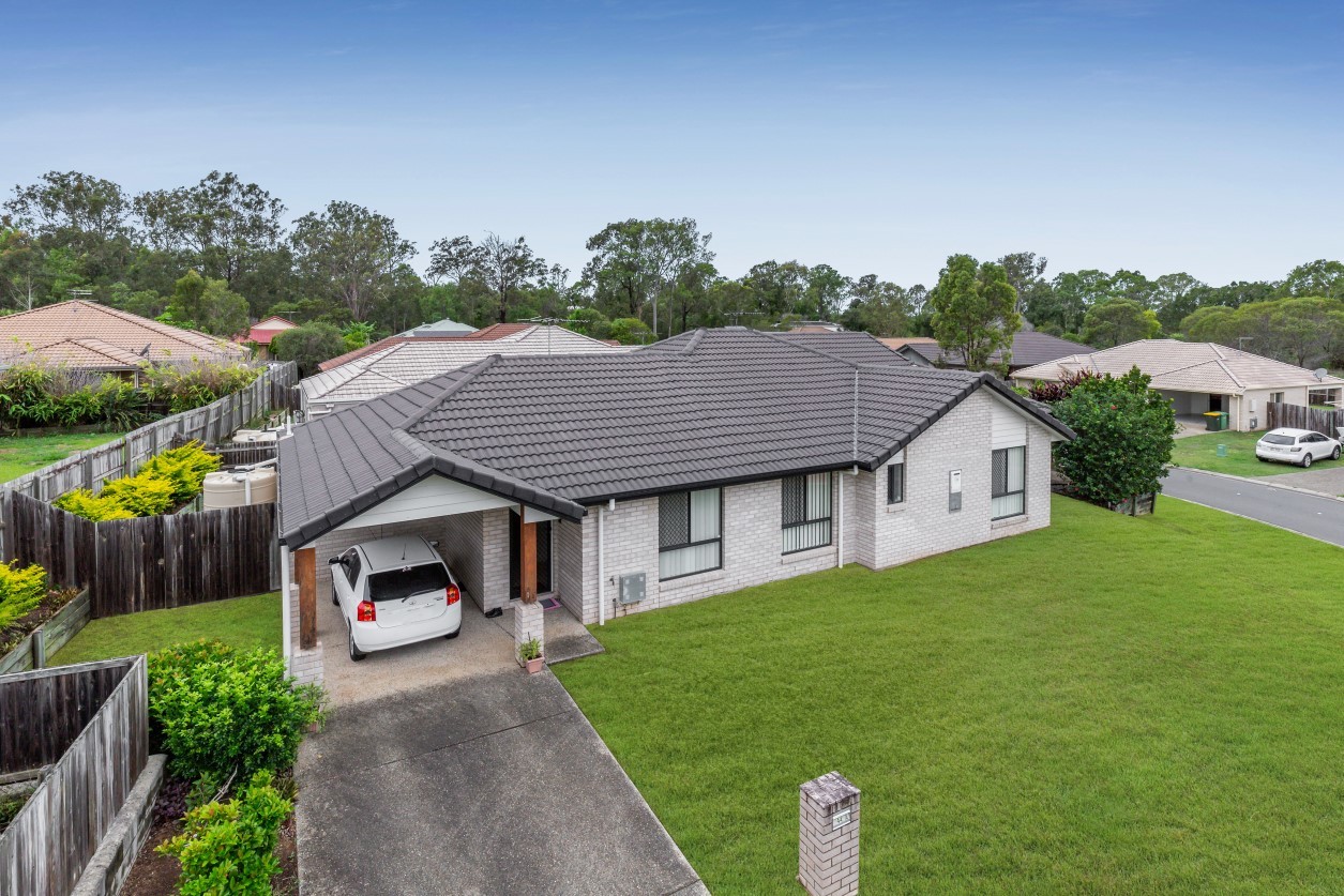 37 Holly Crescent, Griffin, QLD 4503