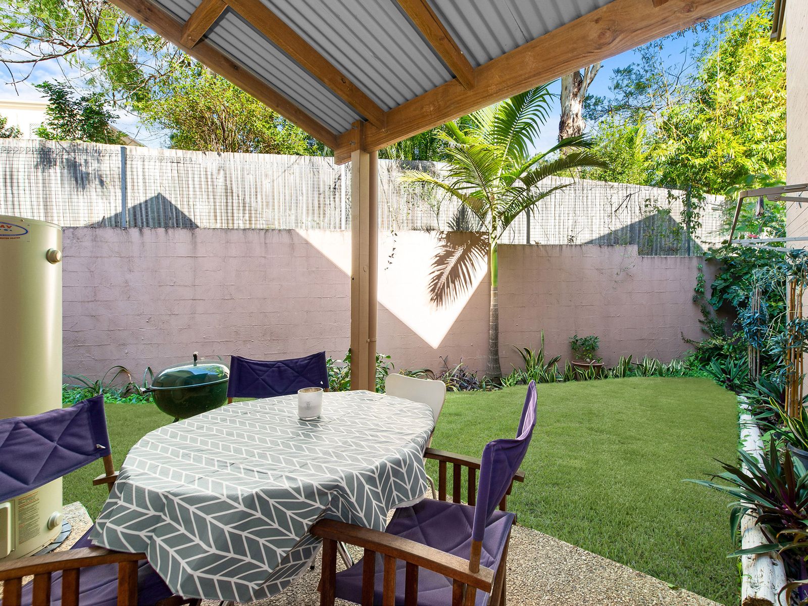 29 Oatland Crescent, Holland Park West QLD 4121