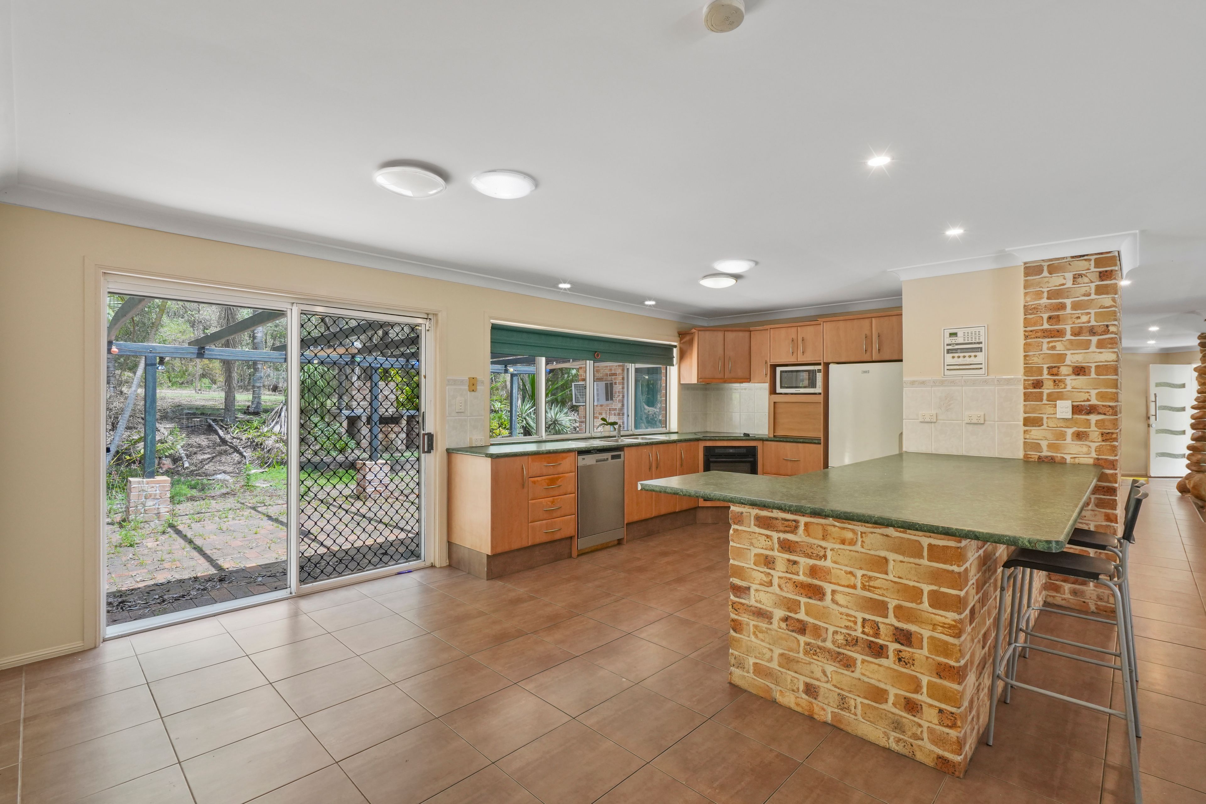 31-43 Myall Terrace — photo 7 of 30