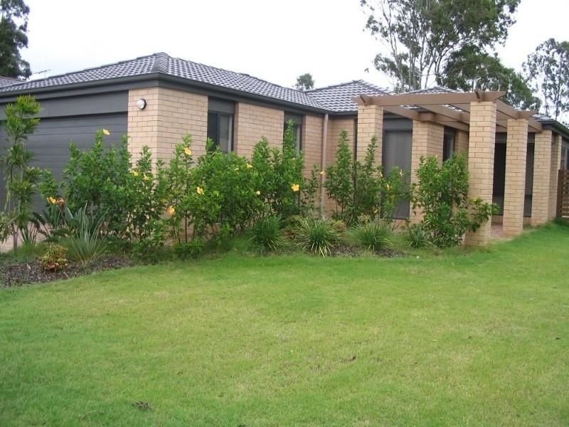 52 Macaranga Crescent, Carseldine, QLD 4034