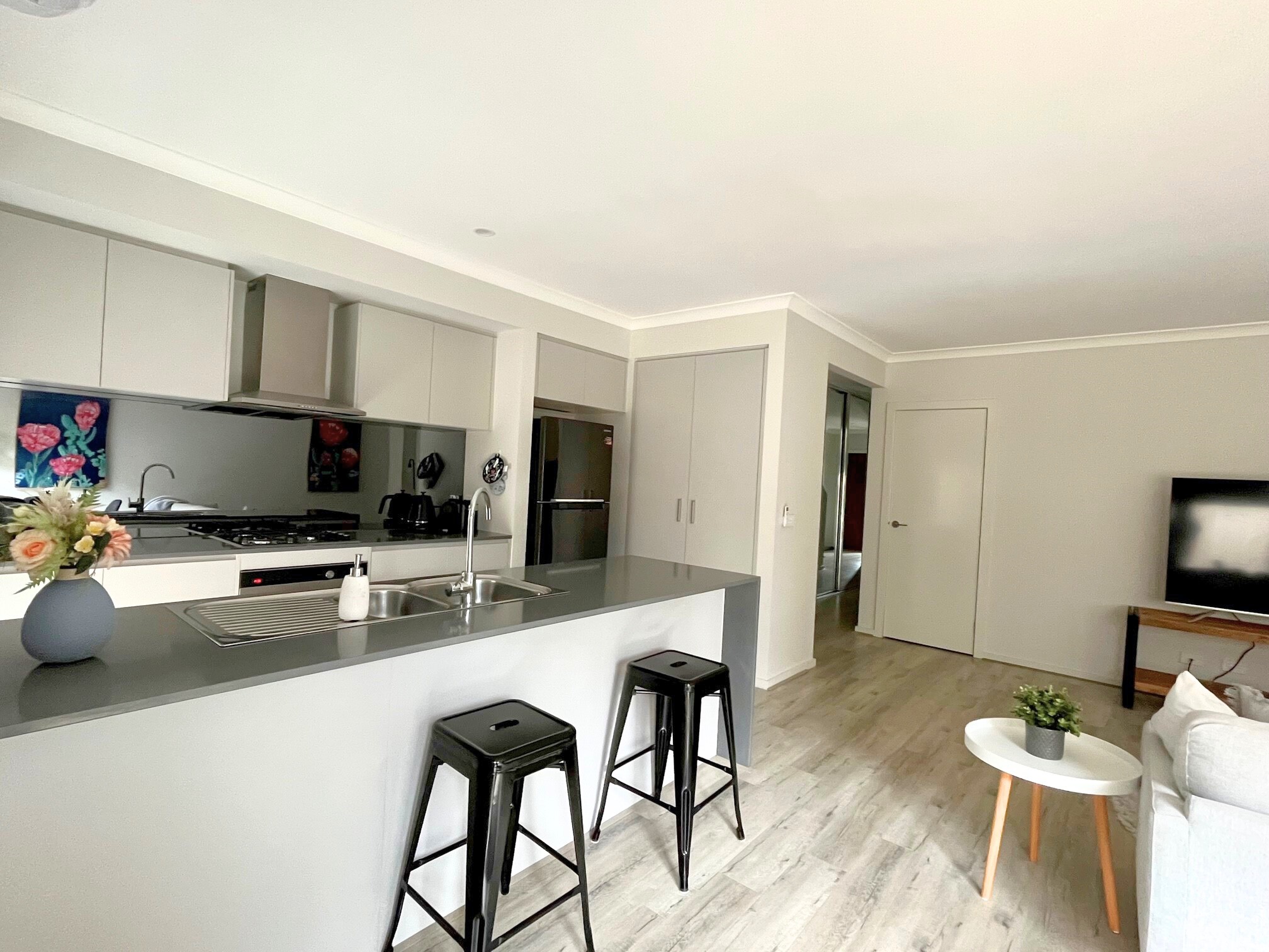 11 Hanover Way, Mickleham, VIC 3064