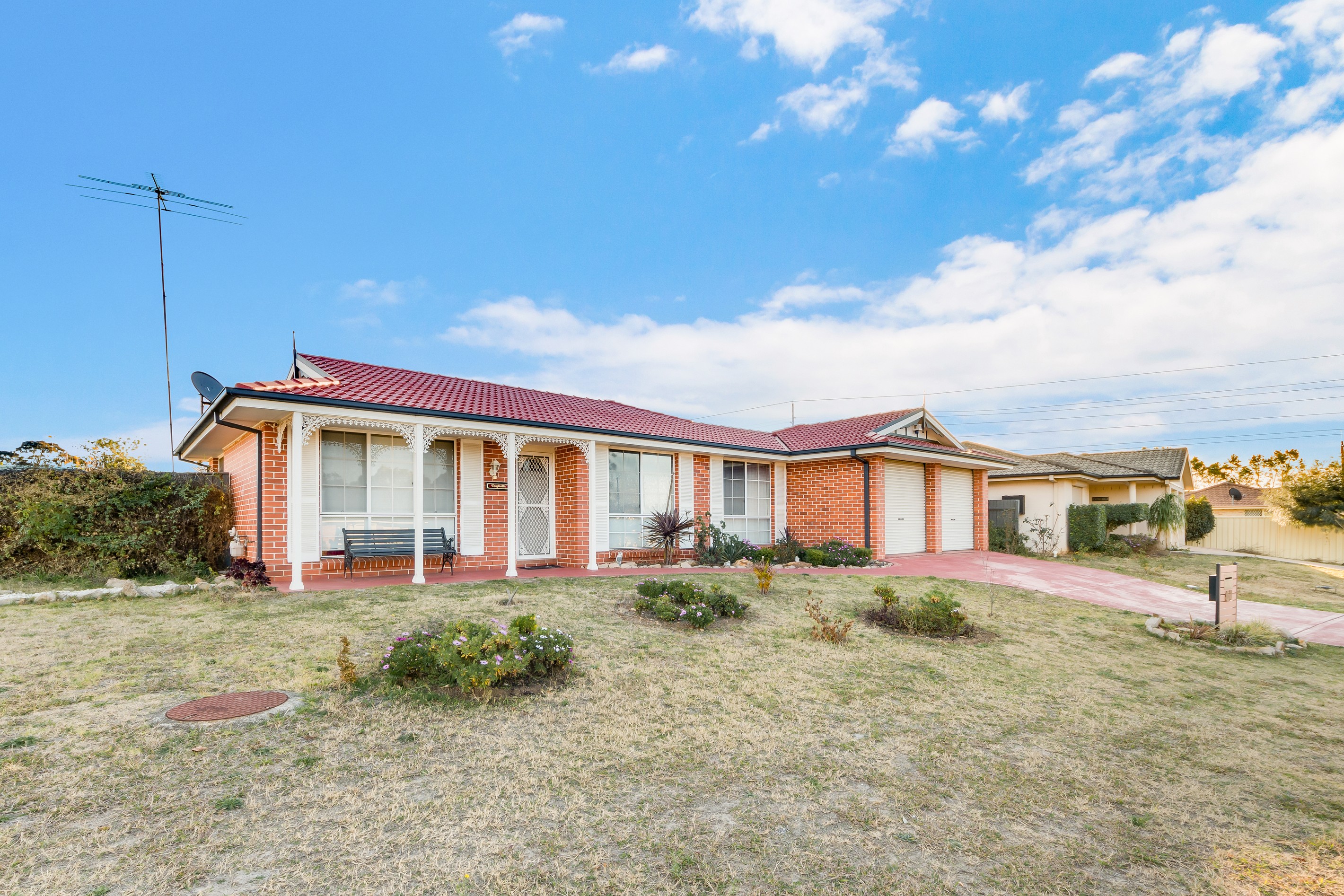 61 Freeman Circuit, Ingleburn, NSW 2565