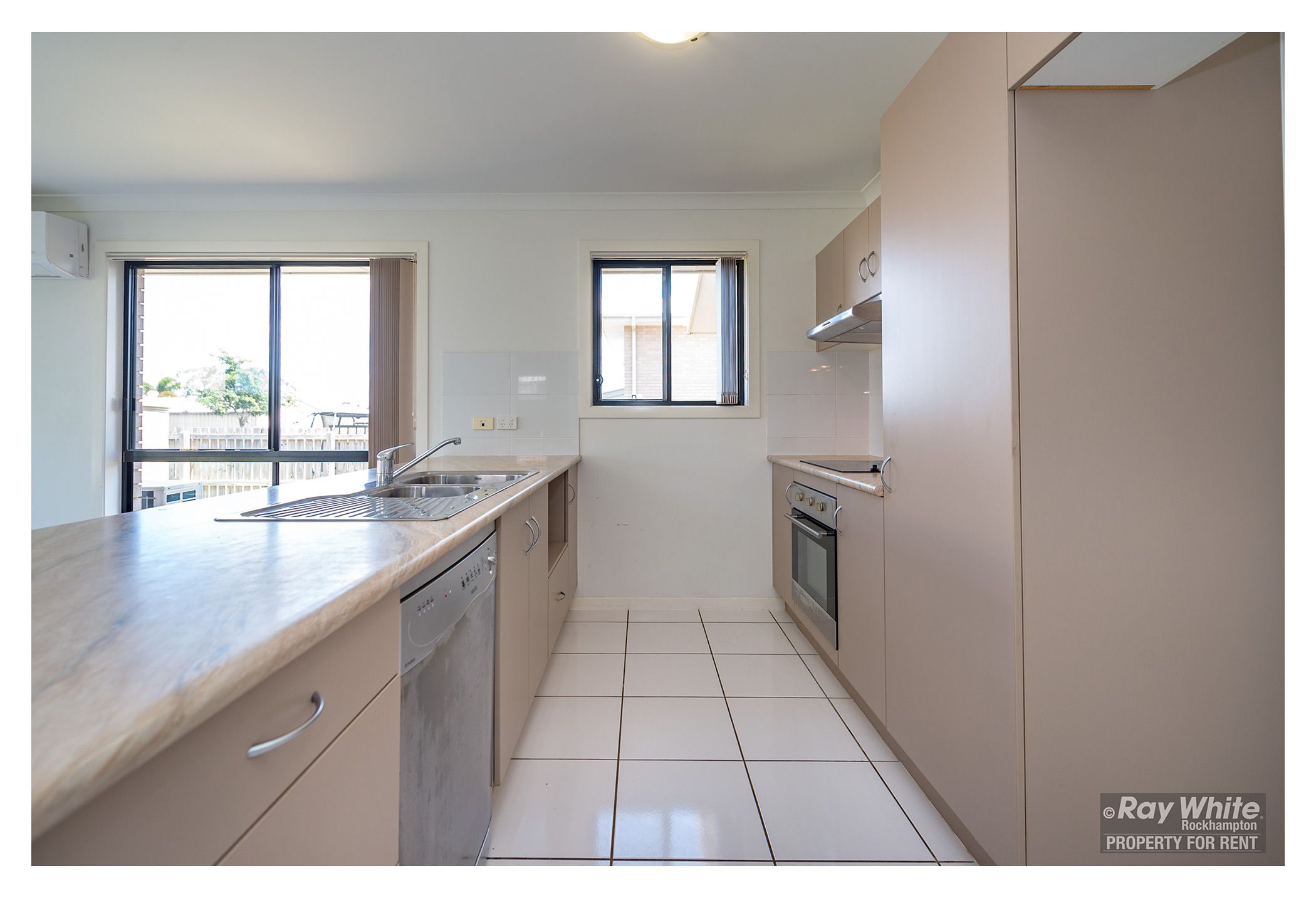 24 John Oxley Drive, Gracemere, QLD 4702