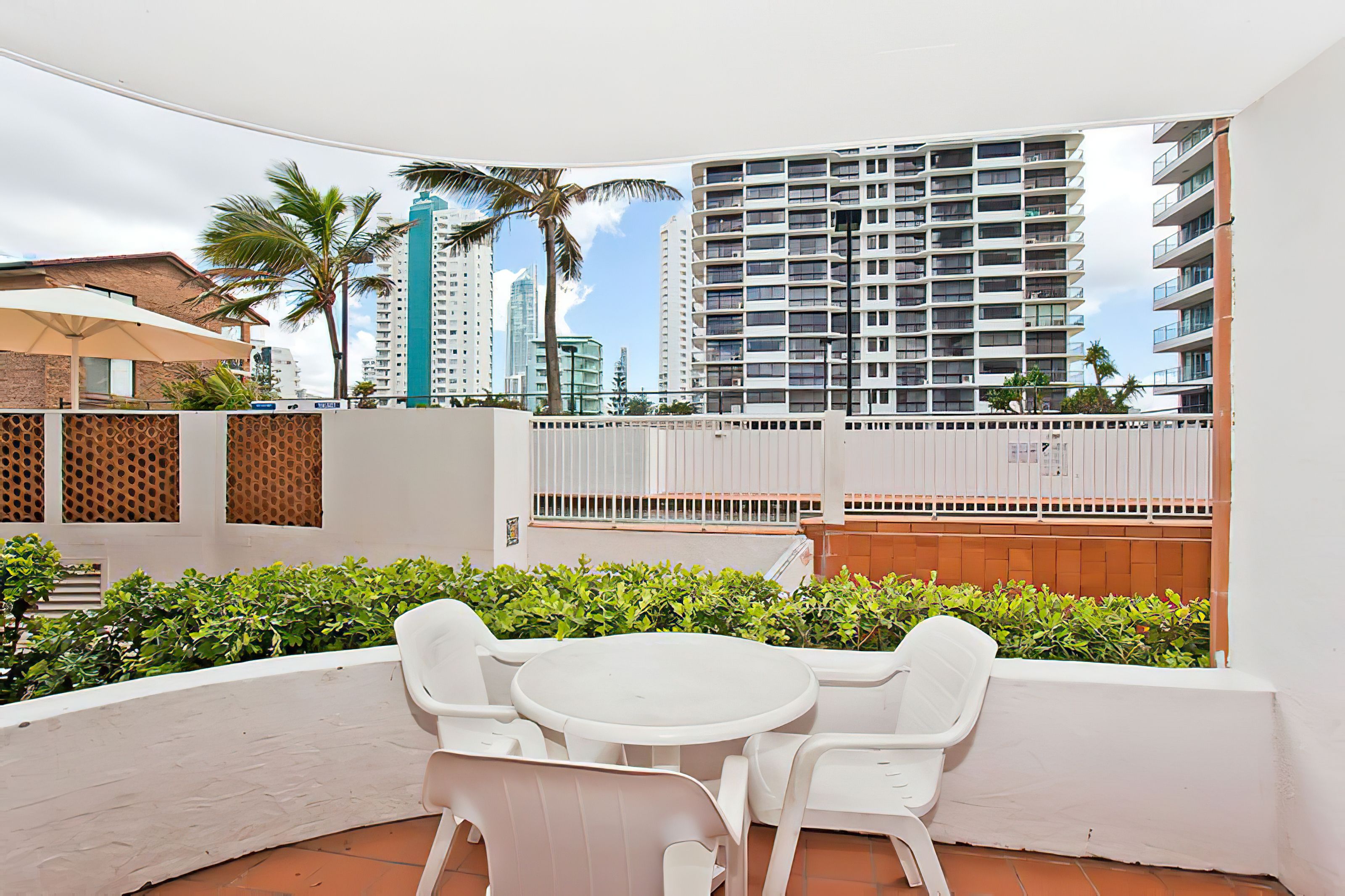 26 Old Burleigh Road 'Paros on the Beach', Surfers Paradise QLD 4217