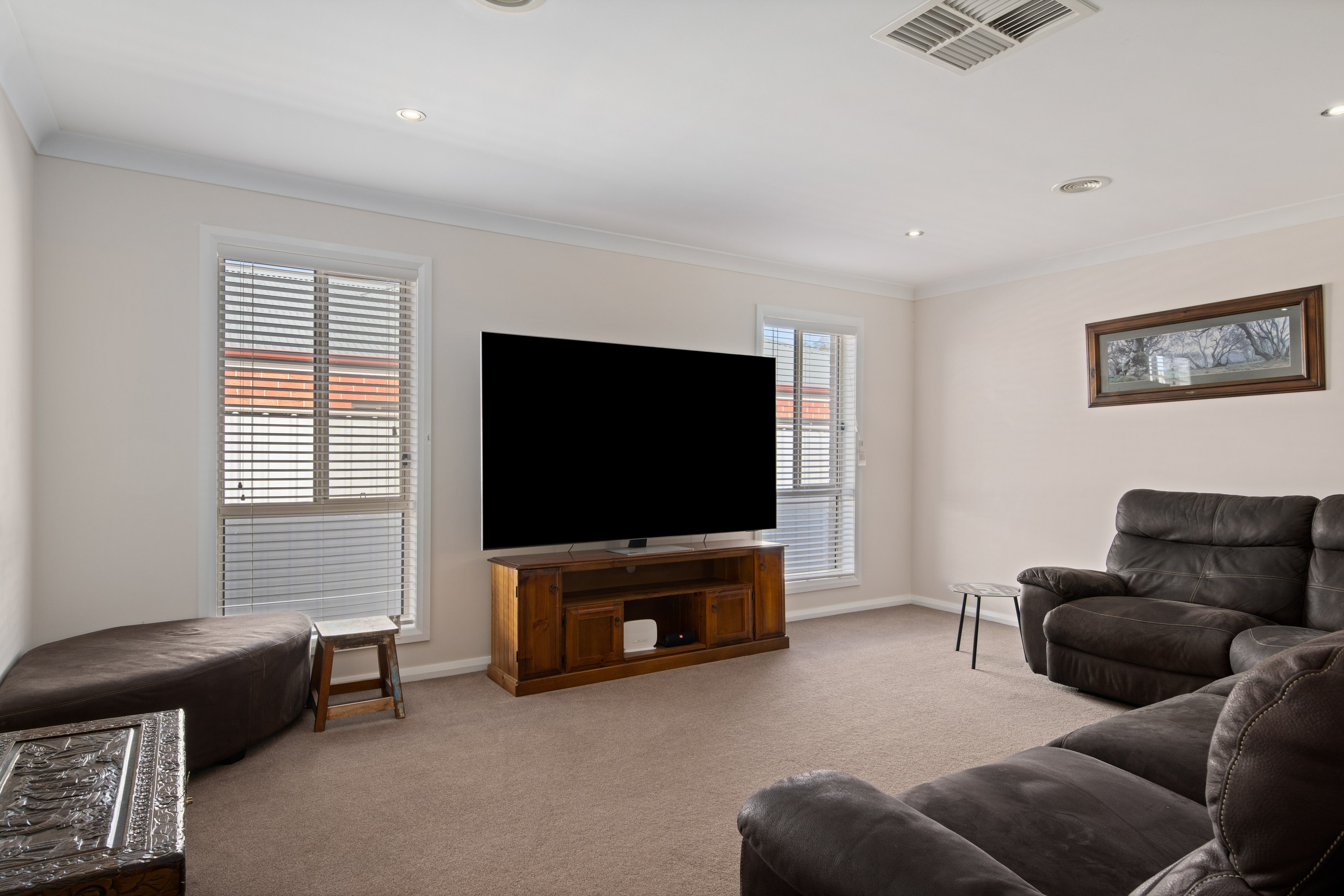 15 Chafia Place, Springdale Heights, NSW 2641