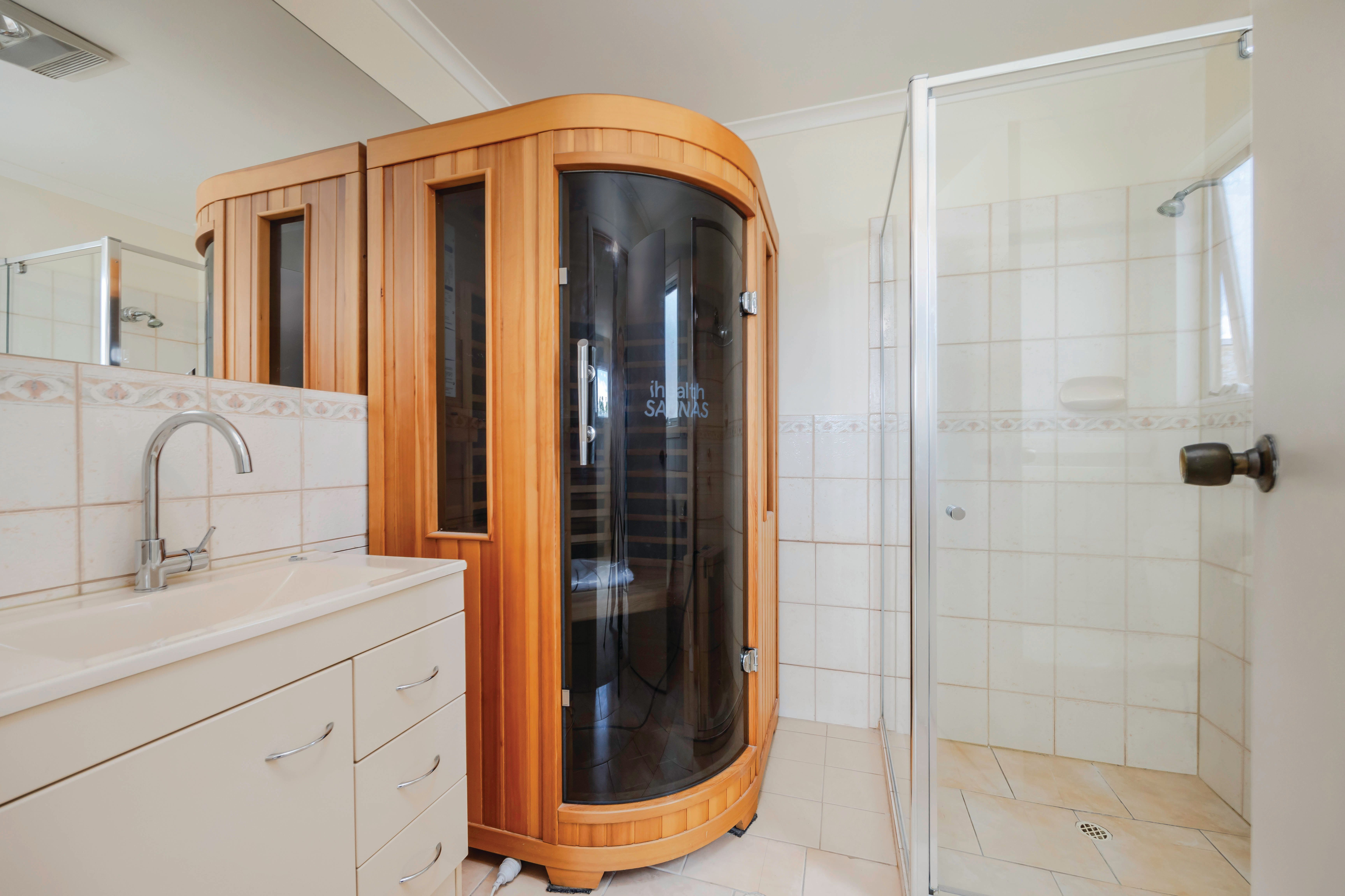 34b Alfreda Street — photo 20 of 30