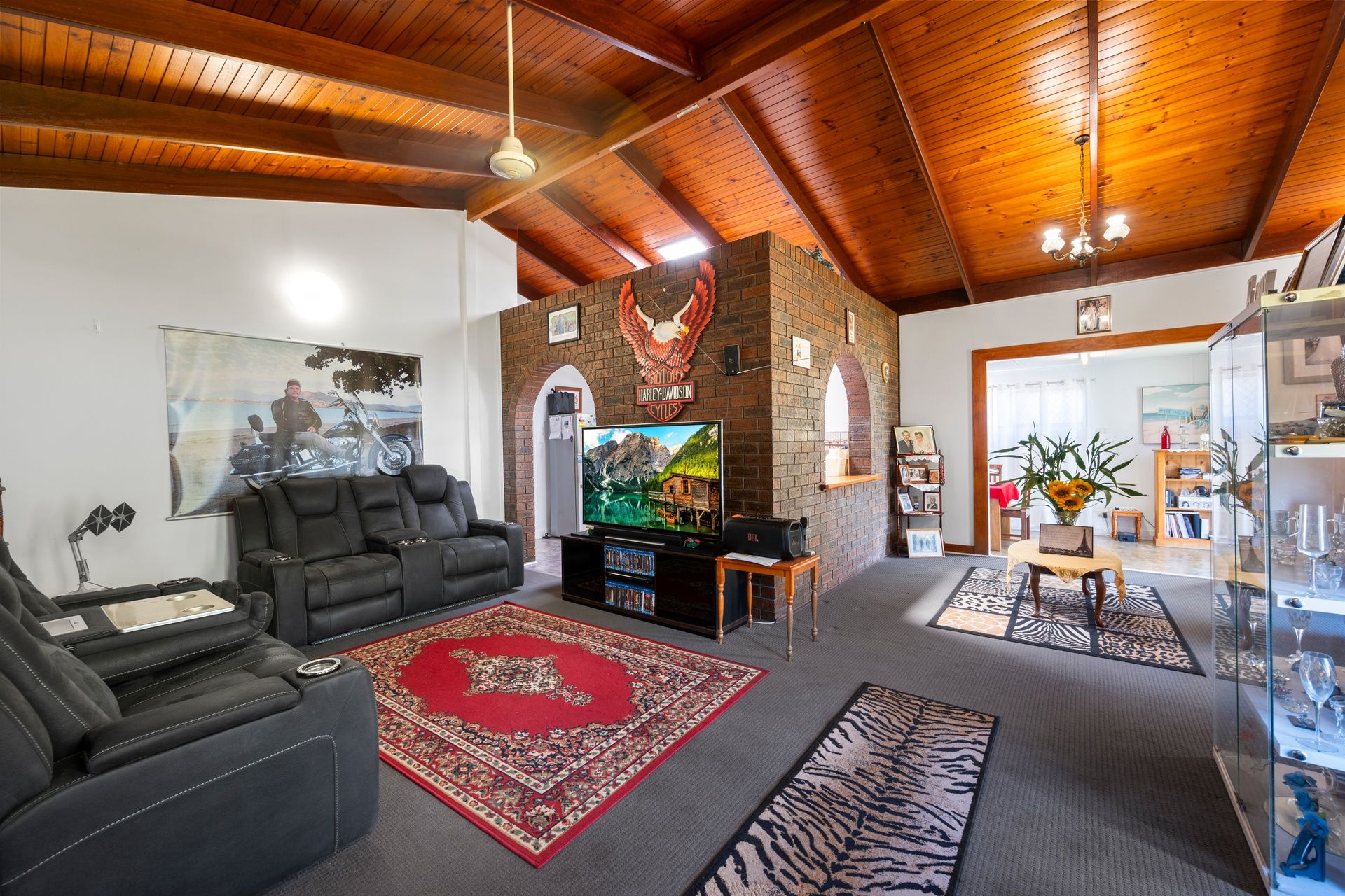617 Ross River Road, Kirwan, QLD 4817