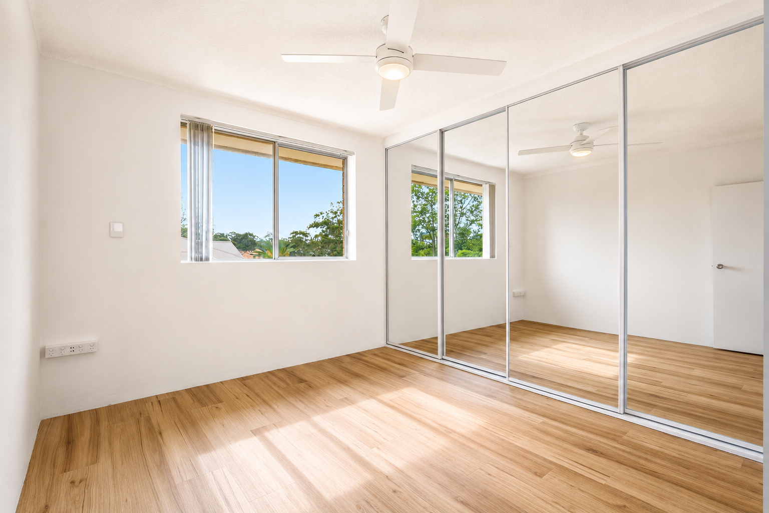 13/15-17 First Street — photo 5 of 13