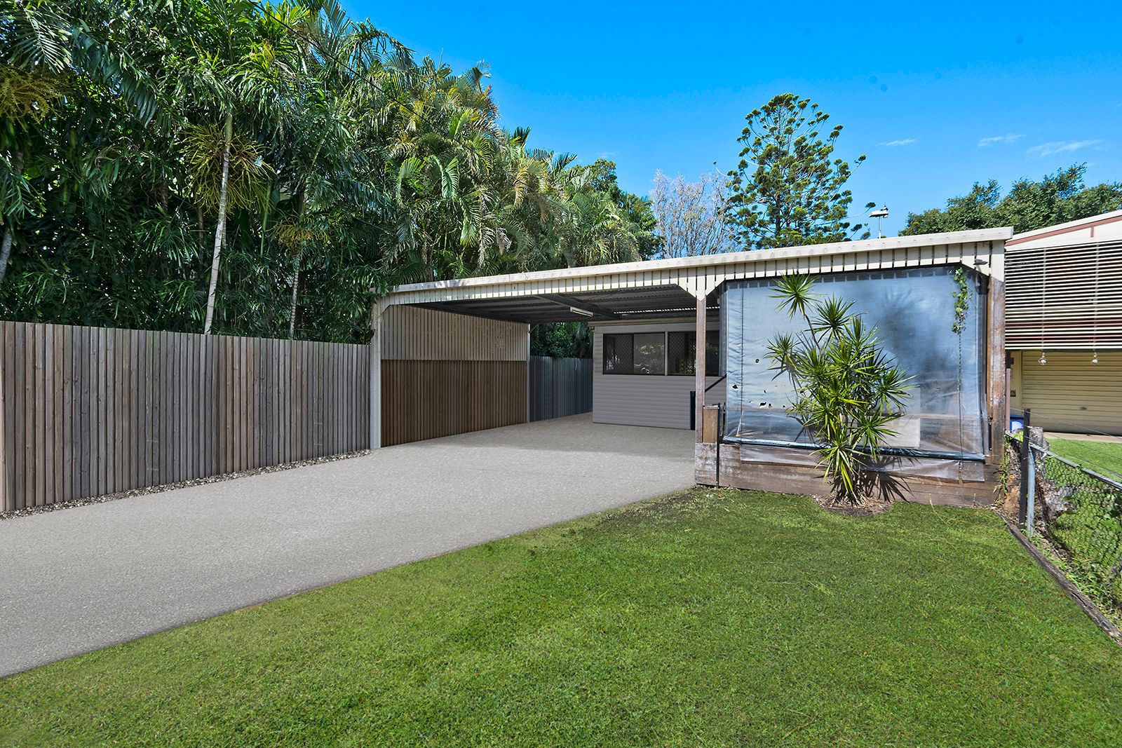 4 Donald Street, Woody Point, QLD 4019