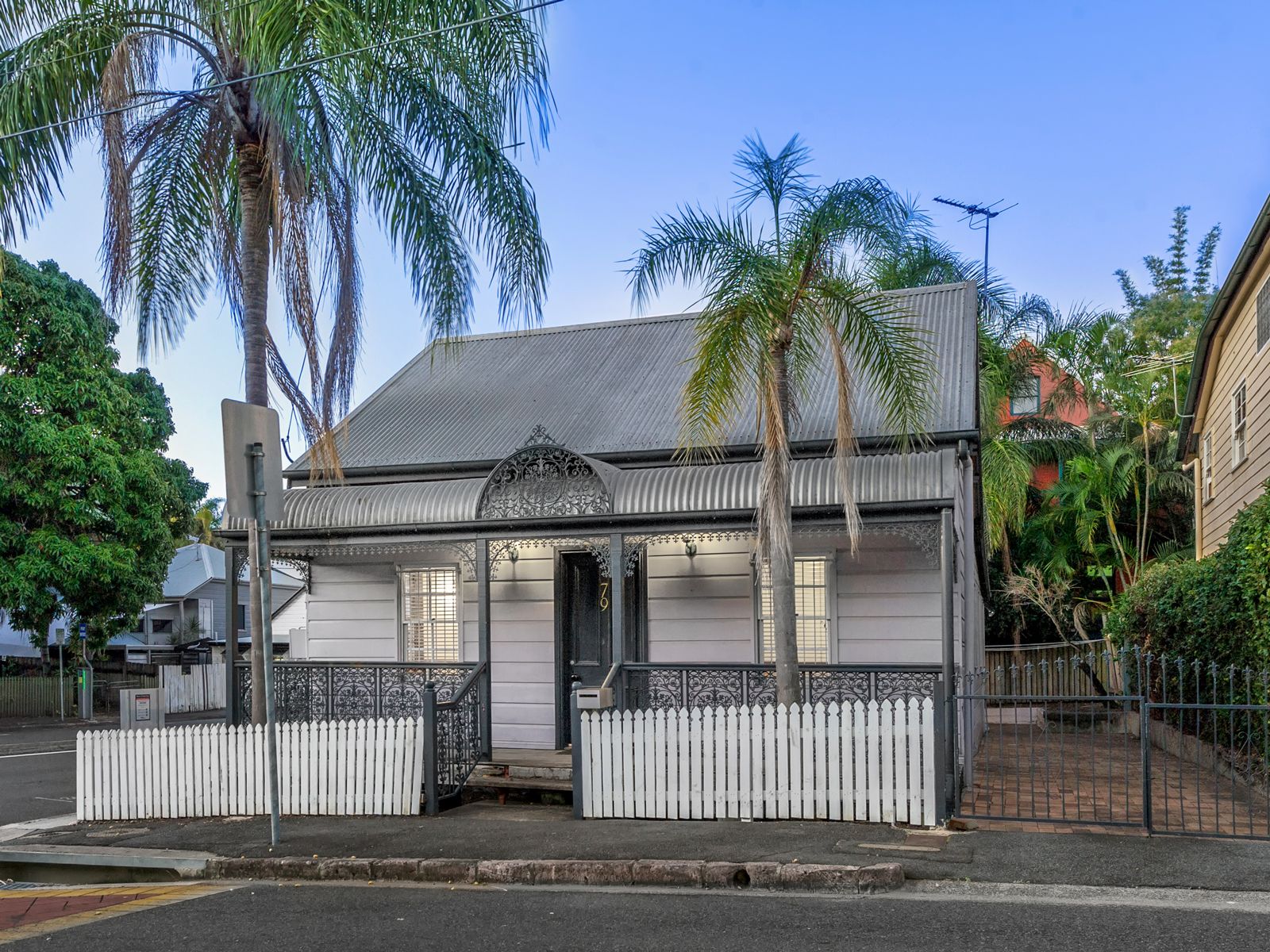 79 Isaac Street, Spring Hill QLD 4000
