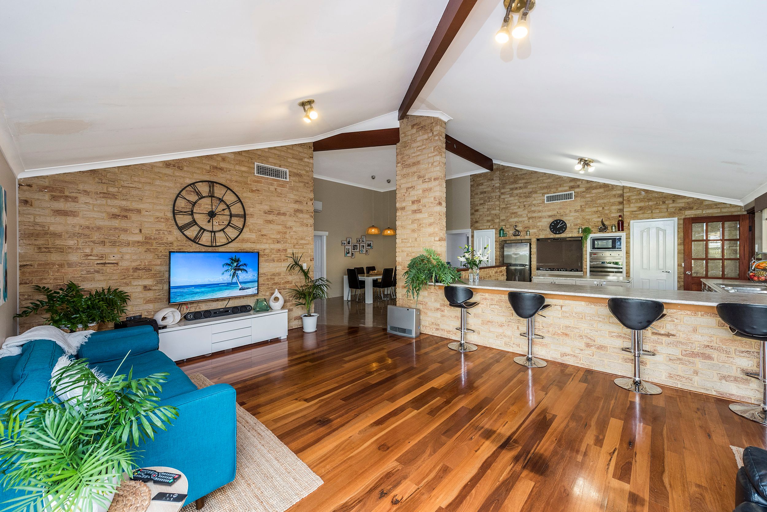 7 Tasman Place, Waikiki WA 6169