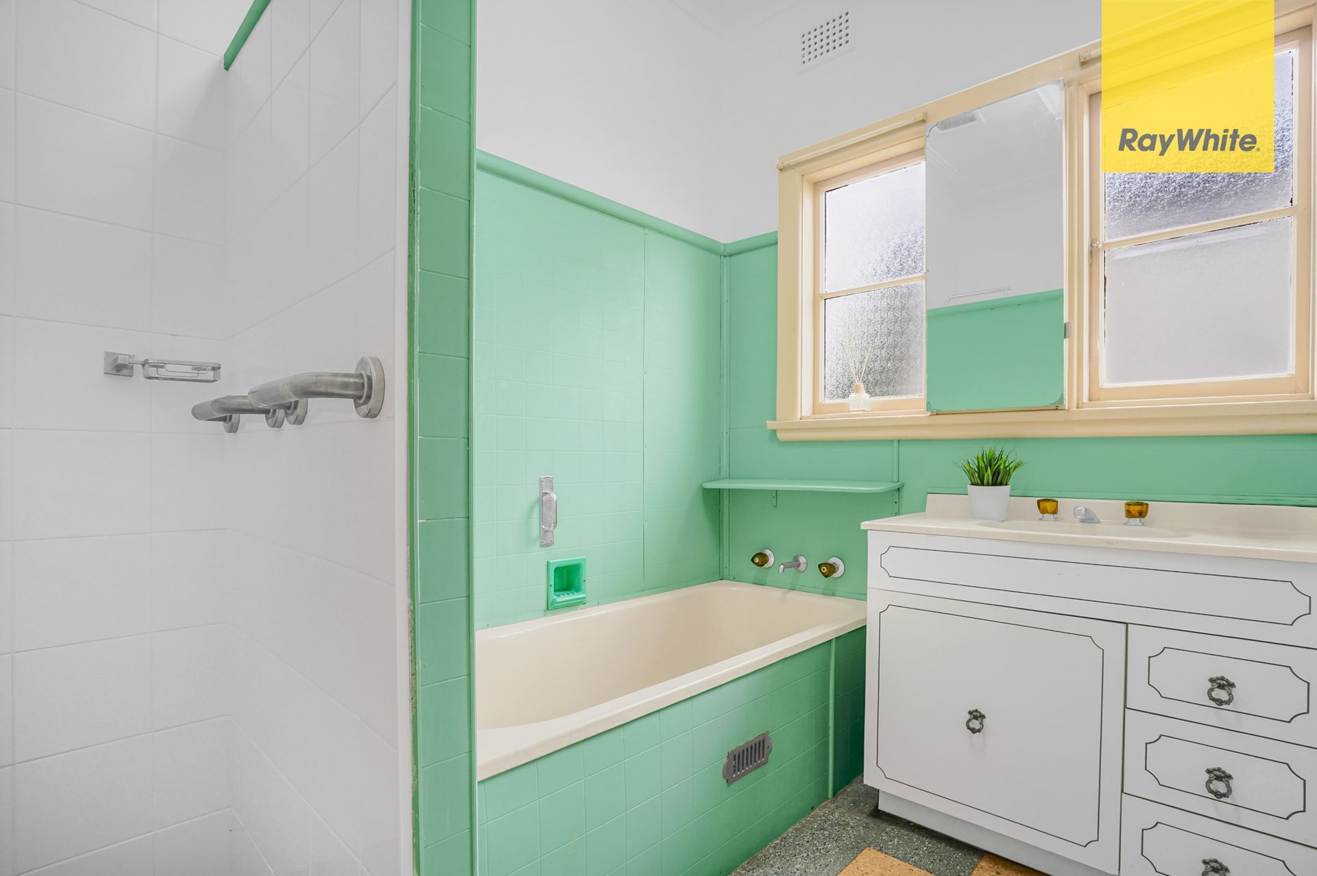 130 Pitt Street — photo 10 of 30