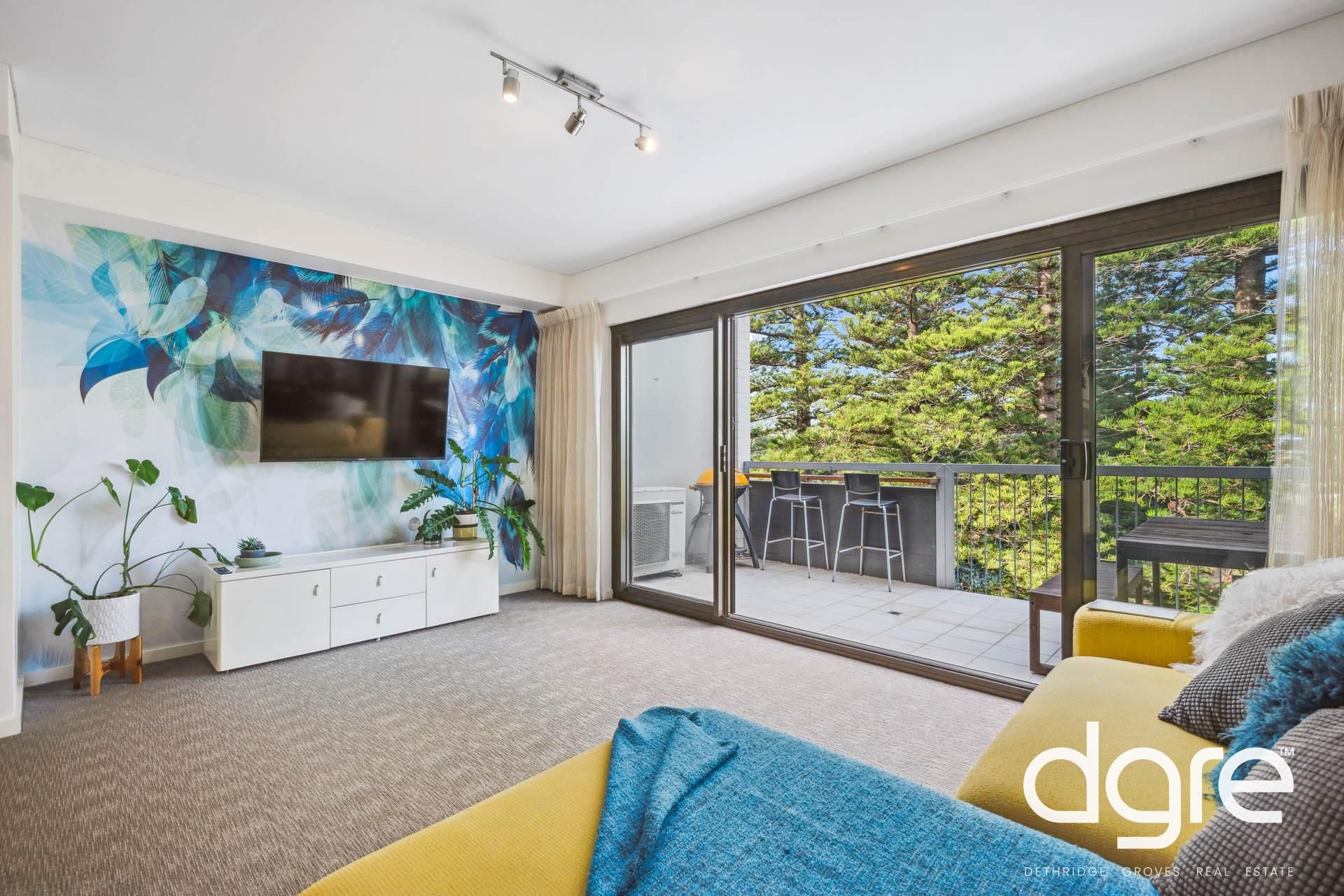 59 Breaksea Drive, North Coogee WA 6163