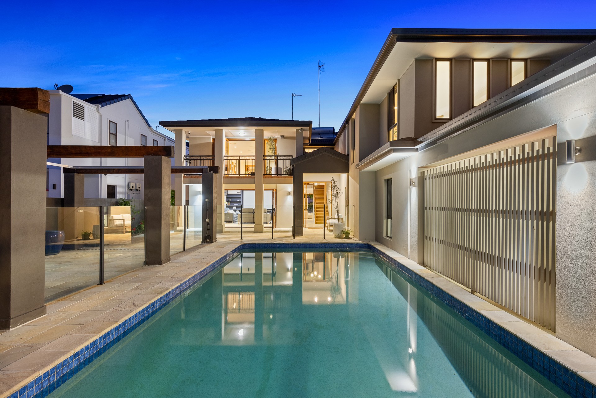 8 Yacht Street, Southport, QLD 4215