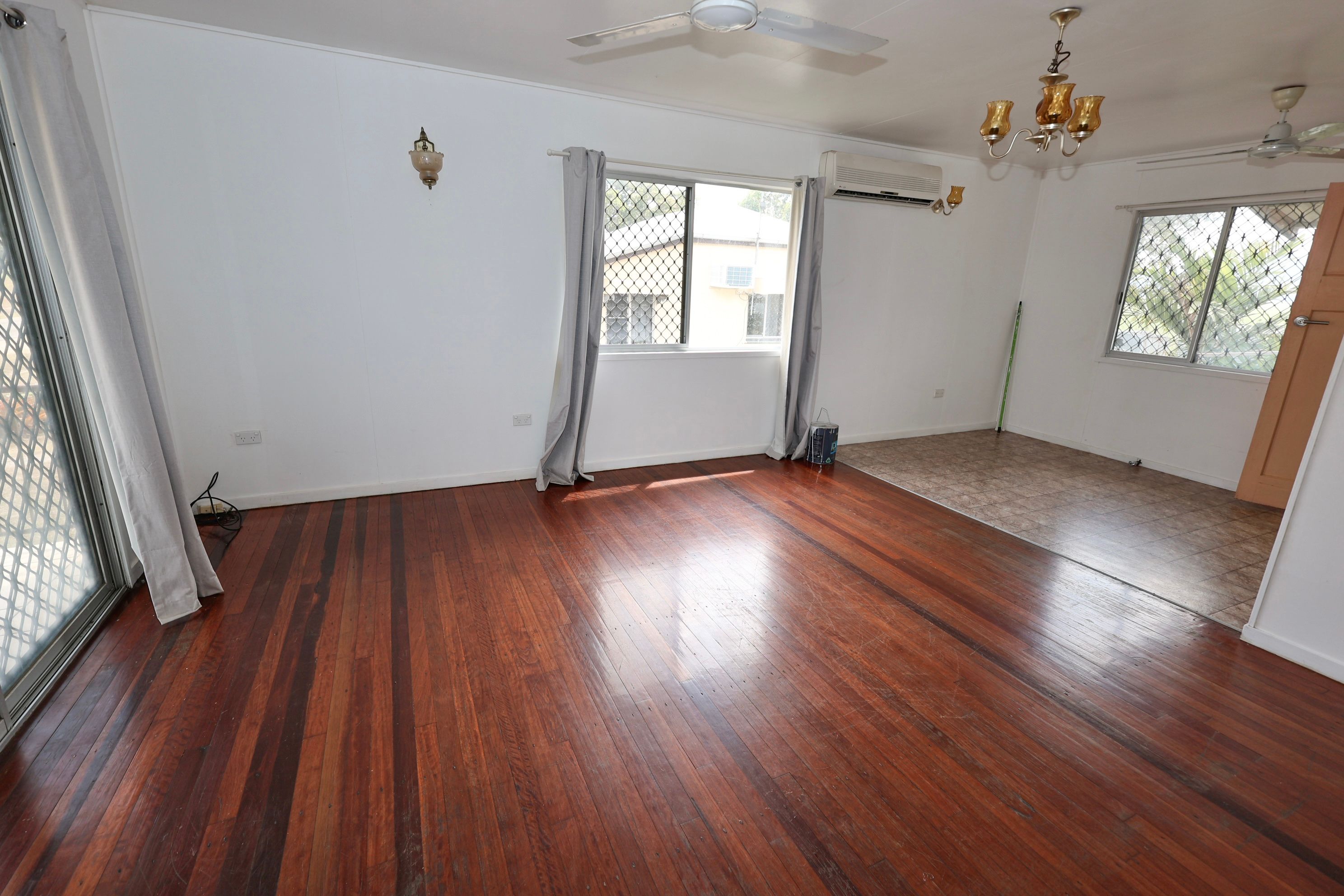116 Fairford Road — photo 4 of 20