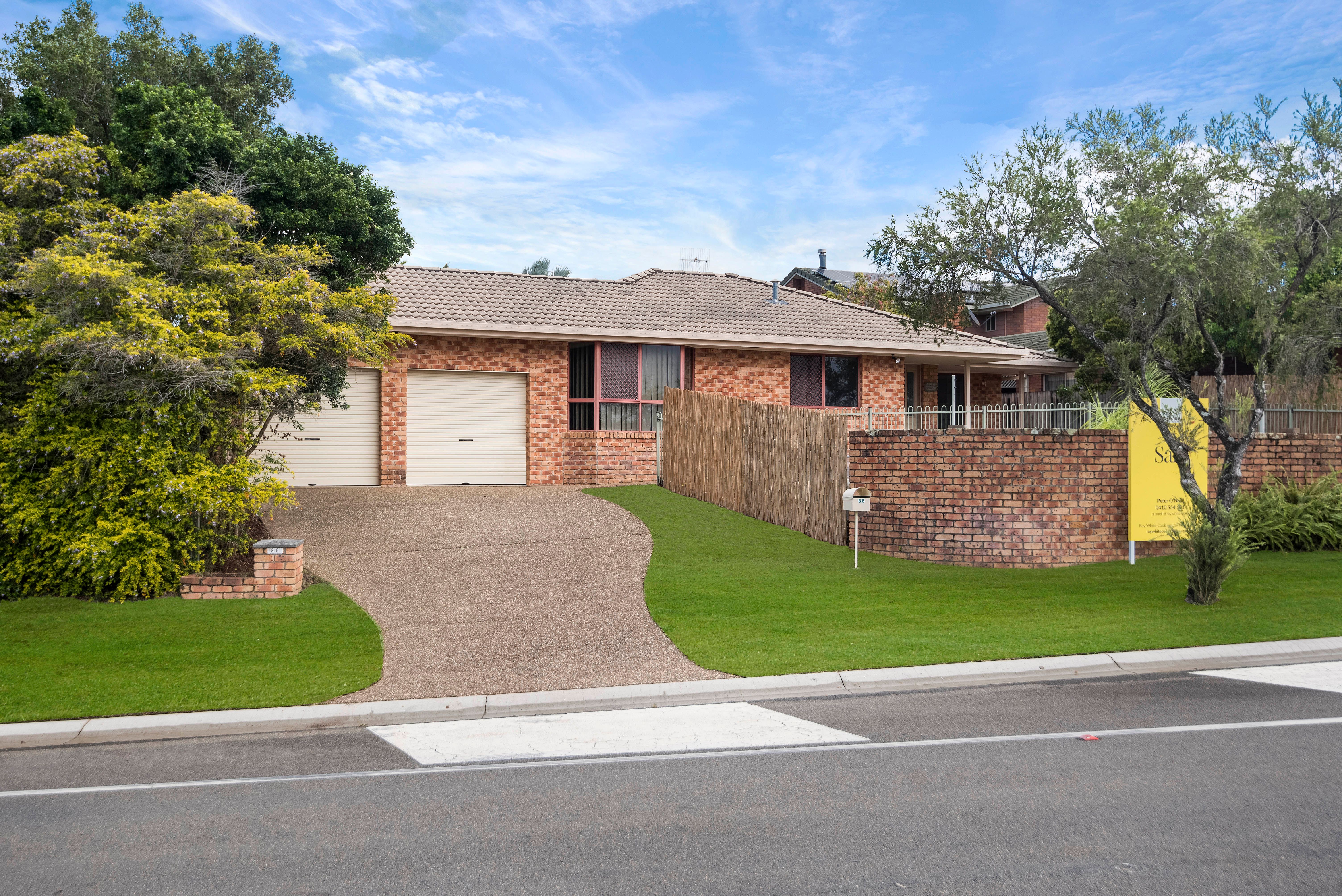 86 Glen Ayr Drive