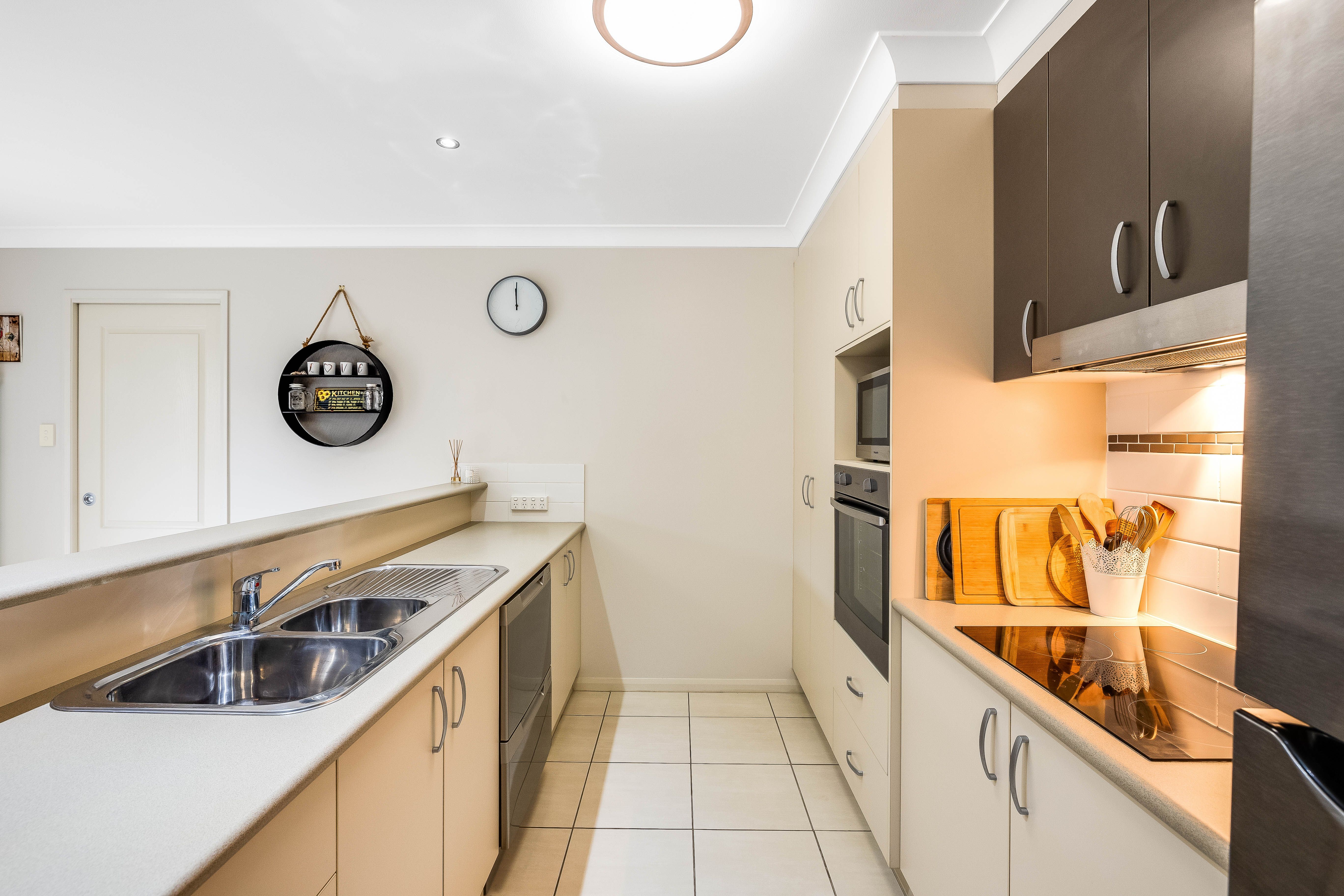 Unit 2/11 Hillside Street, Newtown, QLD 4350