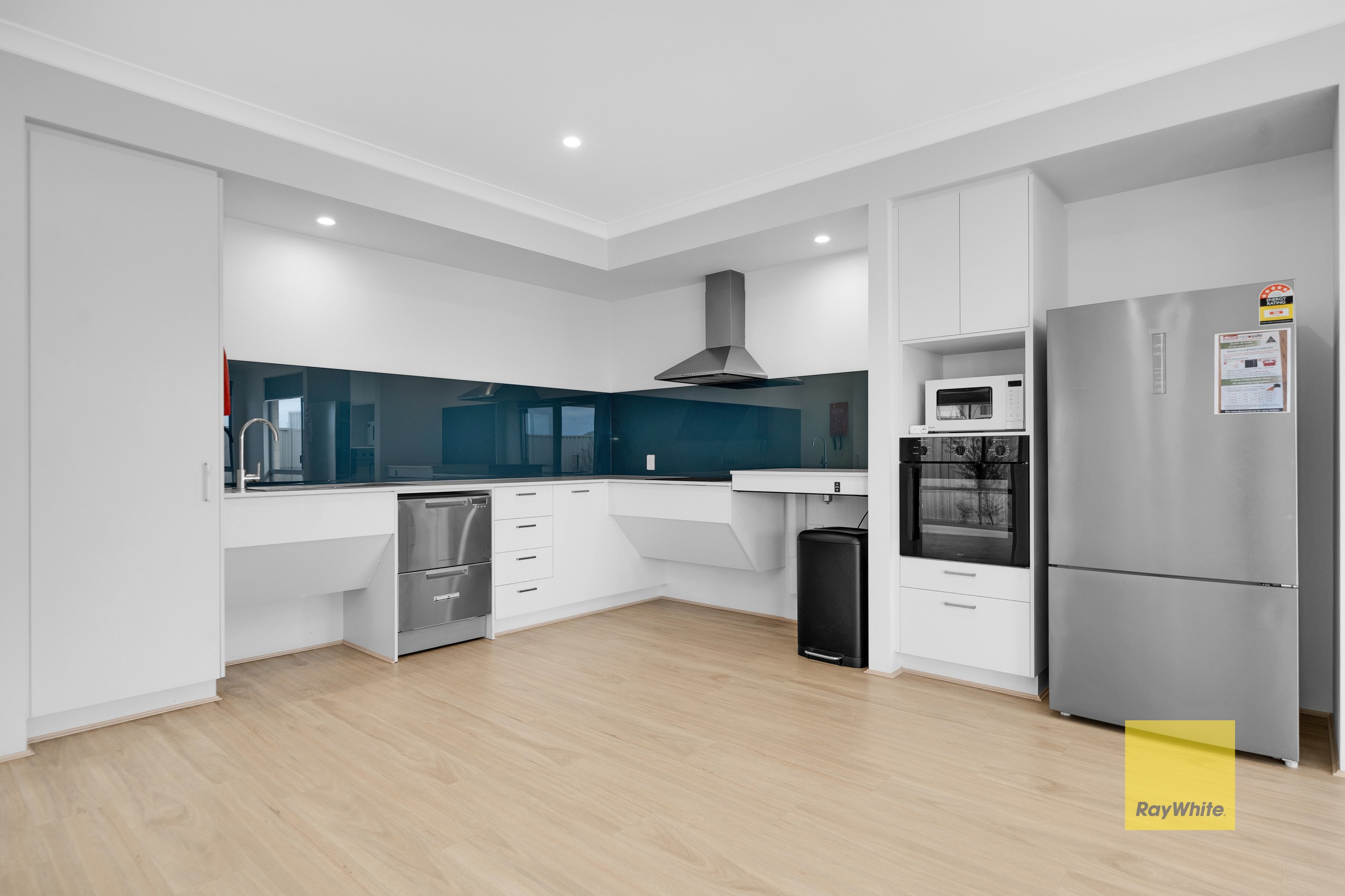 84 Vincent Road, Sinagra, WA 6065