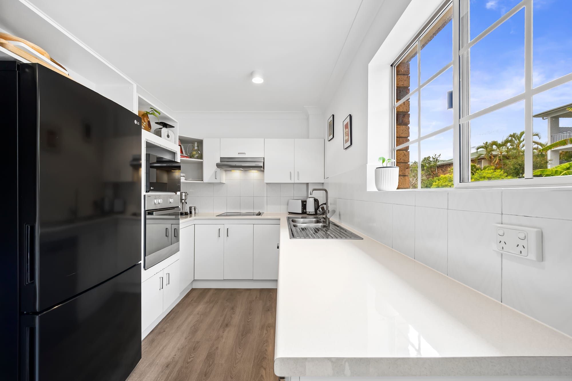 4/46 Dalmore Street — photo 3 of 12