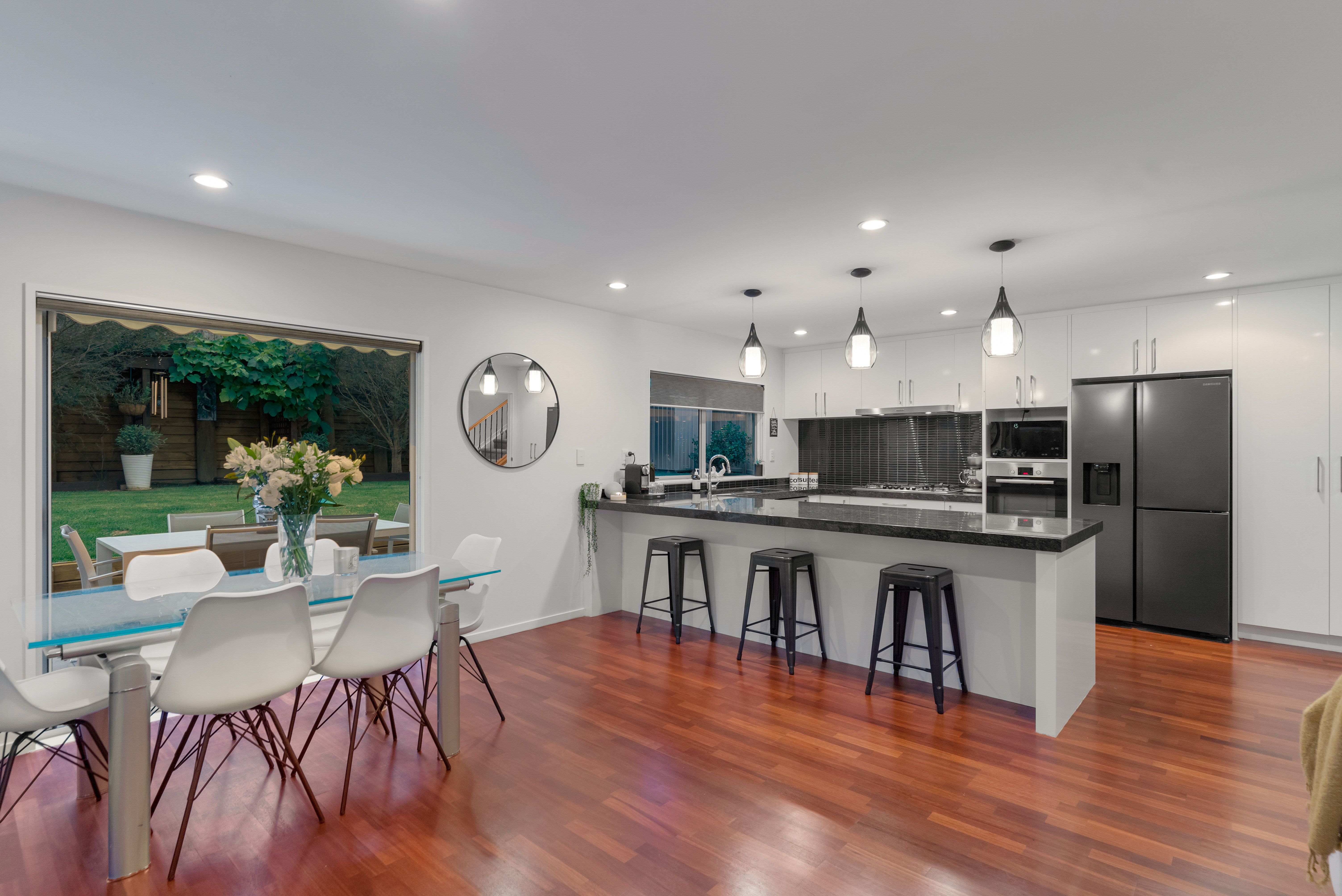6 Newbury Place, Schnapper Rock, North Shore City