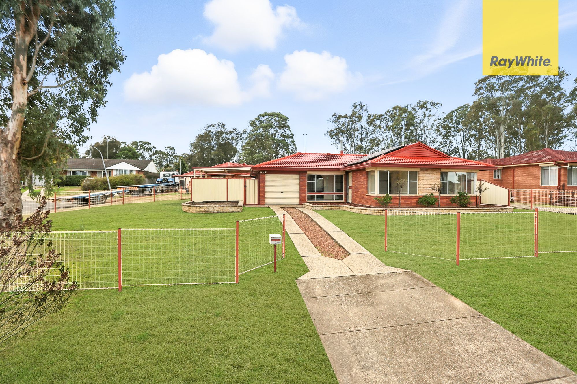 2 Menzies Circuit, St Clair, NSW 2759