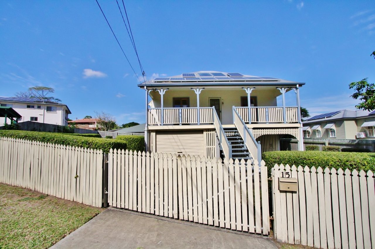 15 Hamel Road, Holland Park West, QLD 4121