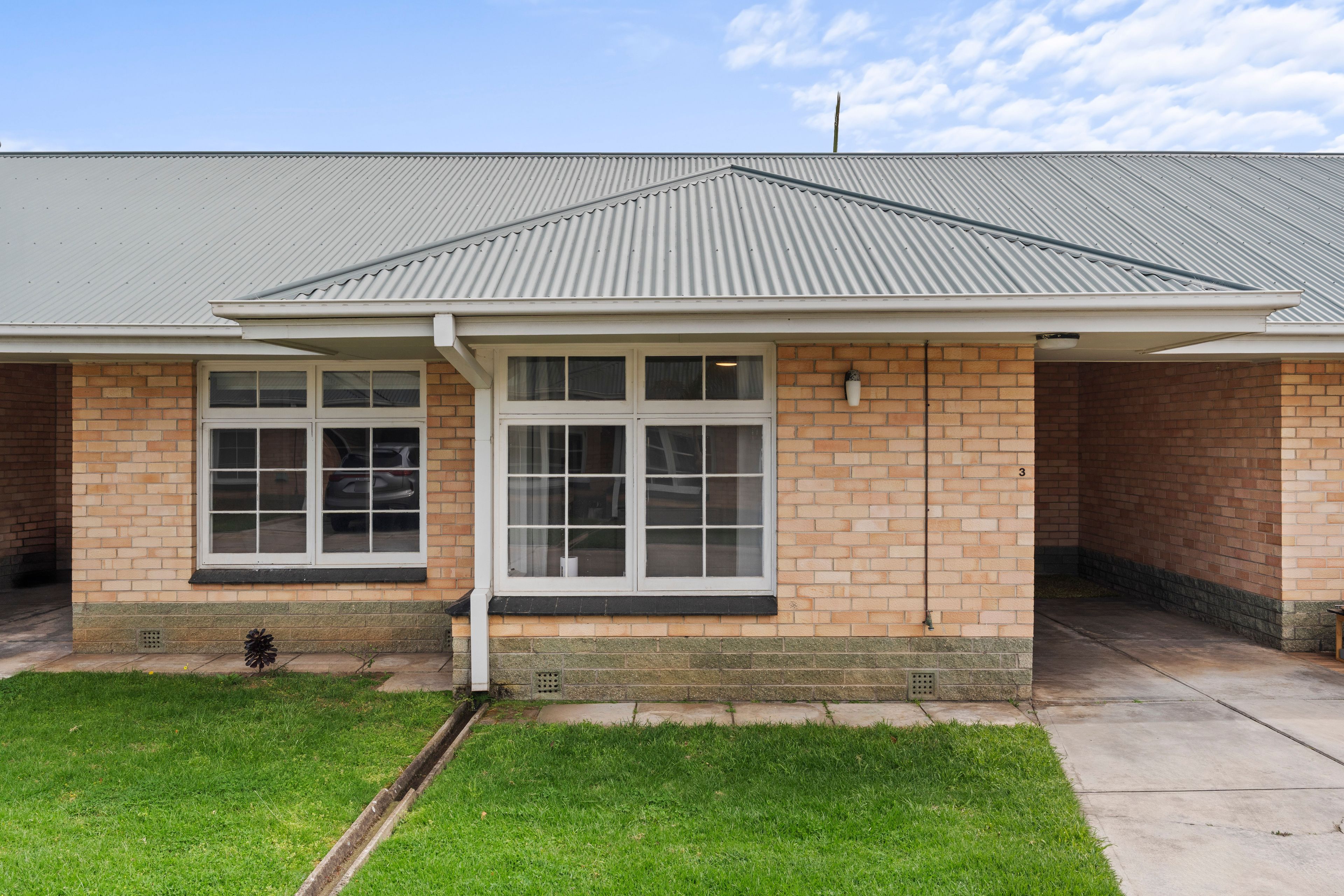 3/2 First Avenue — photo from Ray White Glenelg
